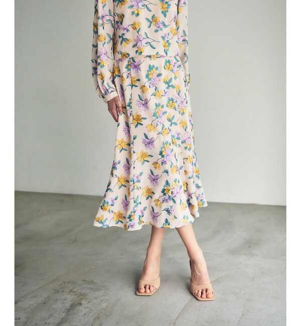 GRACE CONTINENTAL「フラワー刺繍フレアスカート」|スカート|キナリ