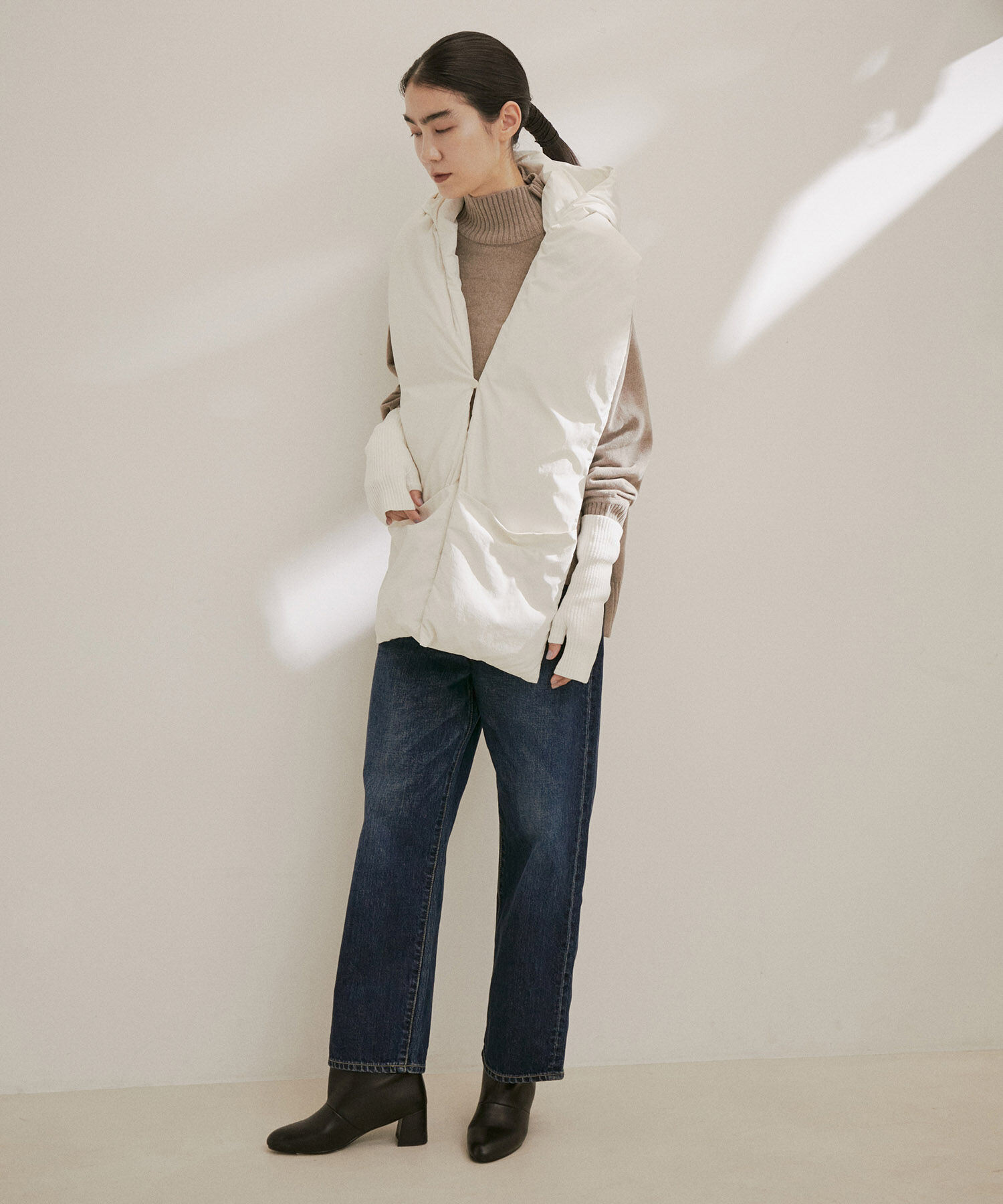 SALON adam et rope'「【雑誌掲載】[GREEN DOWN]フード付きダウンストール」|ストール|