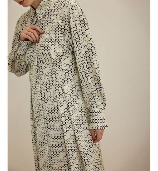 ROPE「【洗える】キカプリントシャツシェイプワンピース」|ワンピース|