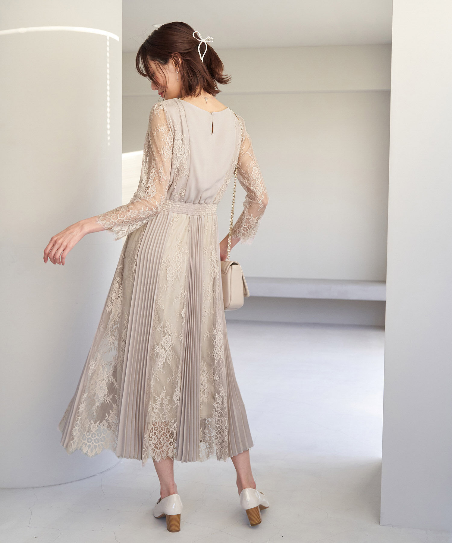 Rope&rsquo;Picnic「【一部店舗限定】【Mon E&rsquo;toile/モンエトワール】プリーツコンビレースDress」|ドレス|