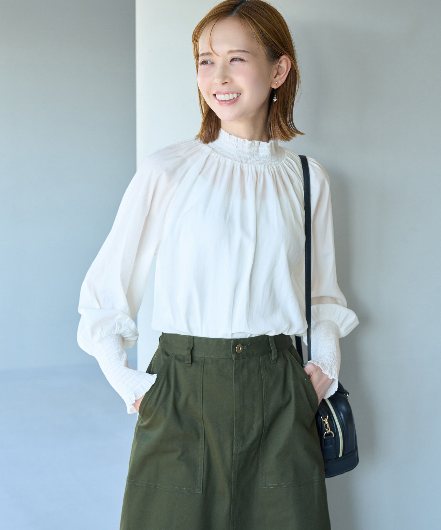 Rope&rsquo;Picnic「シャーリングフリルブラウス」|シャツ・ブラウス|ホワイト(10)