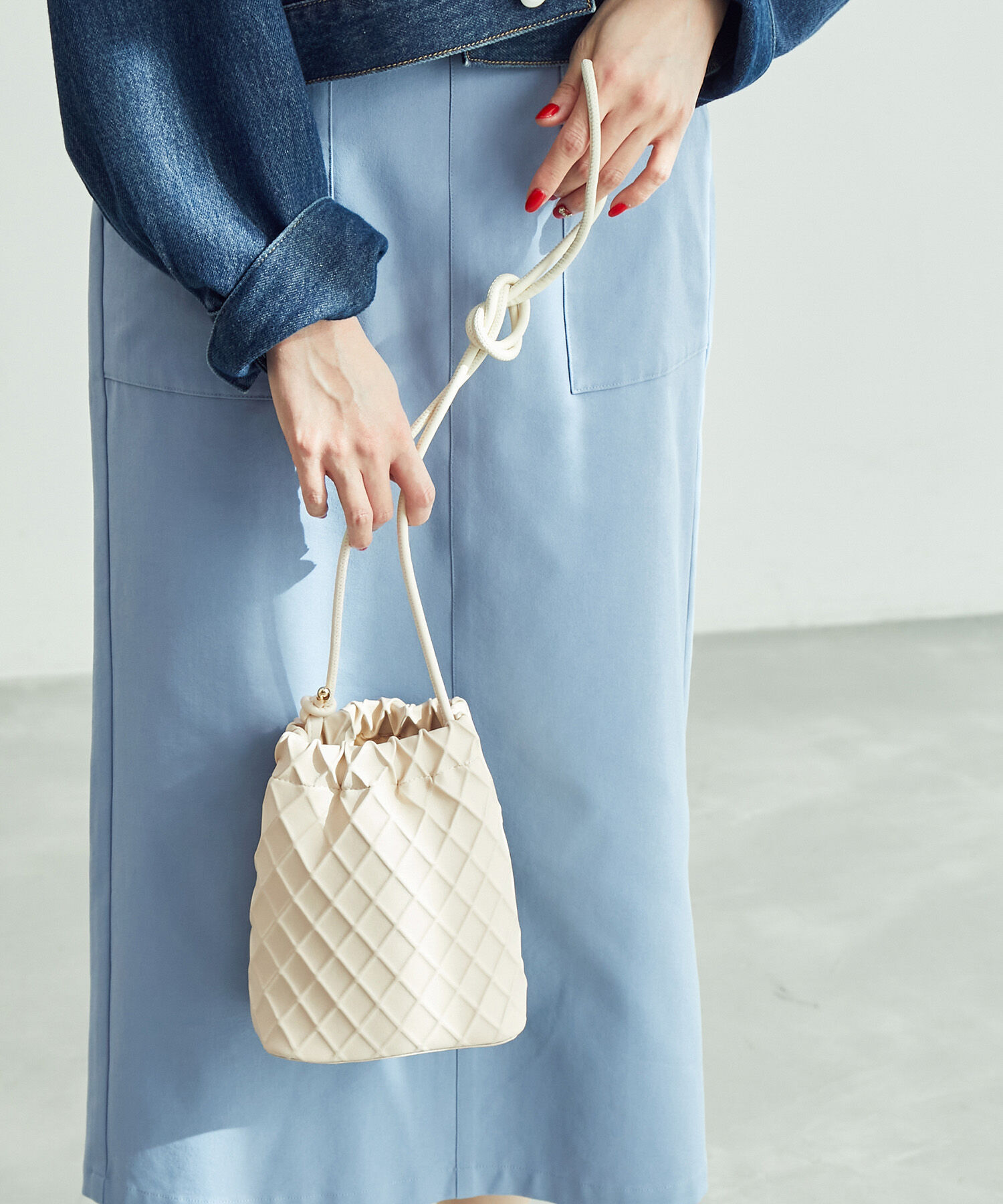 ROPE PICNIC PASSAGE「スクエアエンボスドロストリングショルダーバッグ」|ショルダー・メッセンジャー|