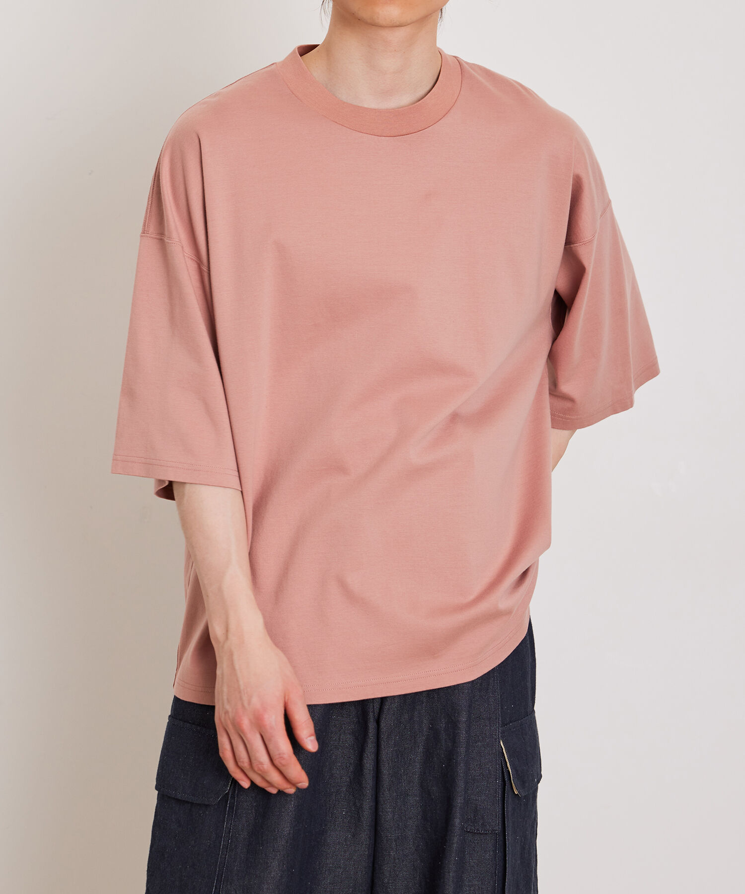 ADAM ET ROPE'「【Albini/アルビニ】オーガニック ポンチ ドロップショルダー ビッグ Tシャツ」|Tシャツ・カットソー|ピンク系(65)