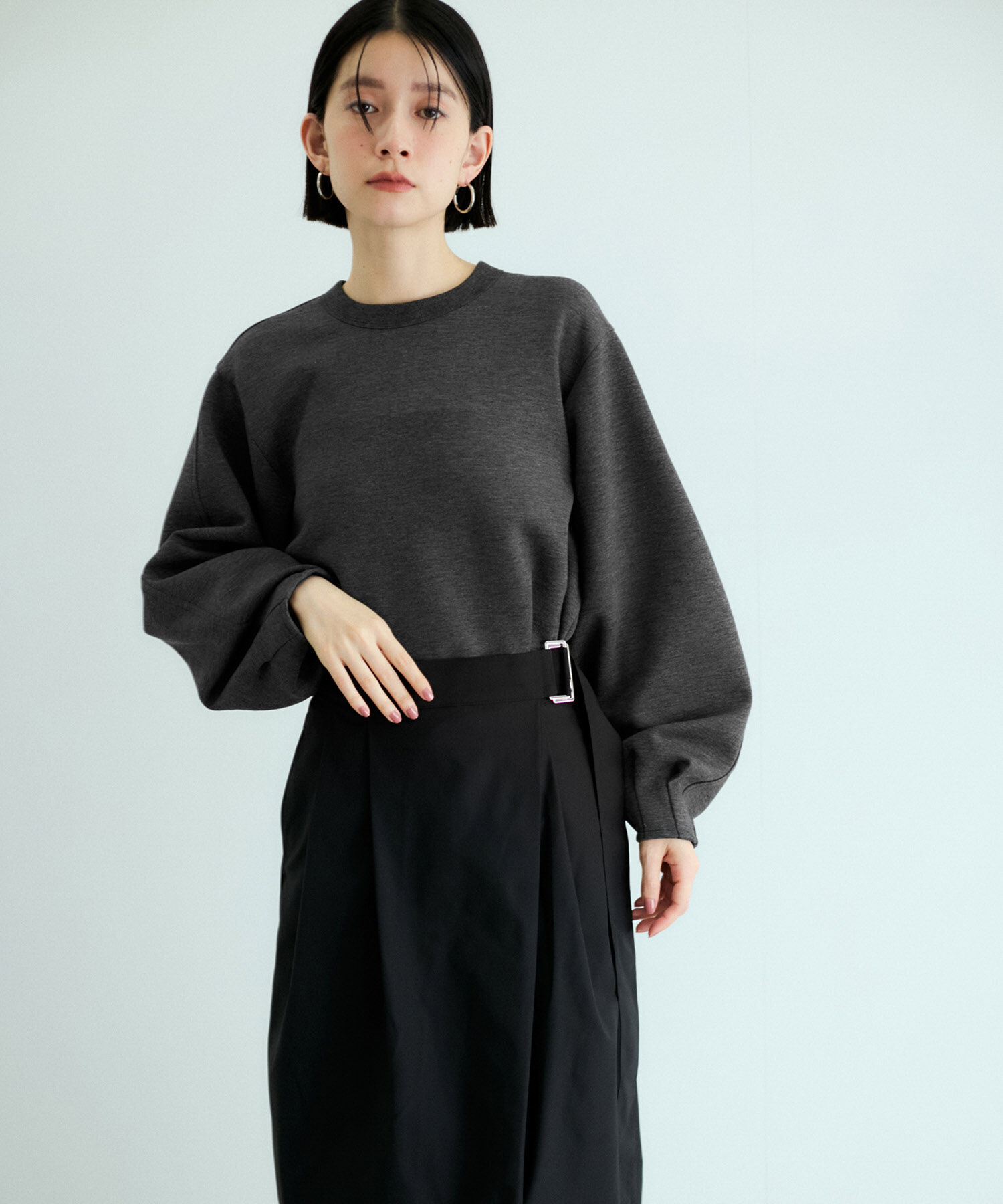 ADAM ET ROPE'「【サステナブル・洗える】ダンボールコンビラップワンピース」|ワンピース|グレー系(09)