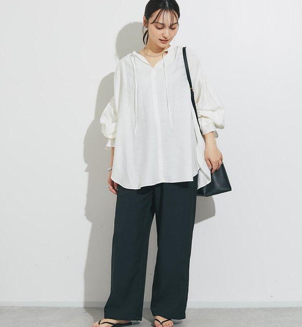  「《オンオフ兼用・一枚で華やか》バッグスリットシャーリングチュニック」|シャツ・ブラウス|