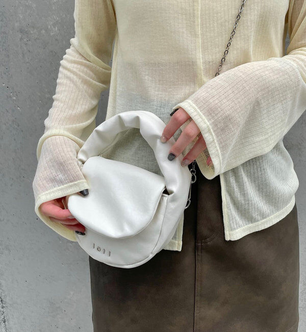  「【5色展開】loti サークルフラップショルダー」|トートバッグ|オフホワイト