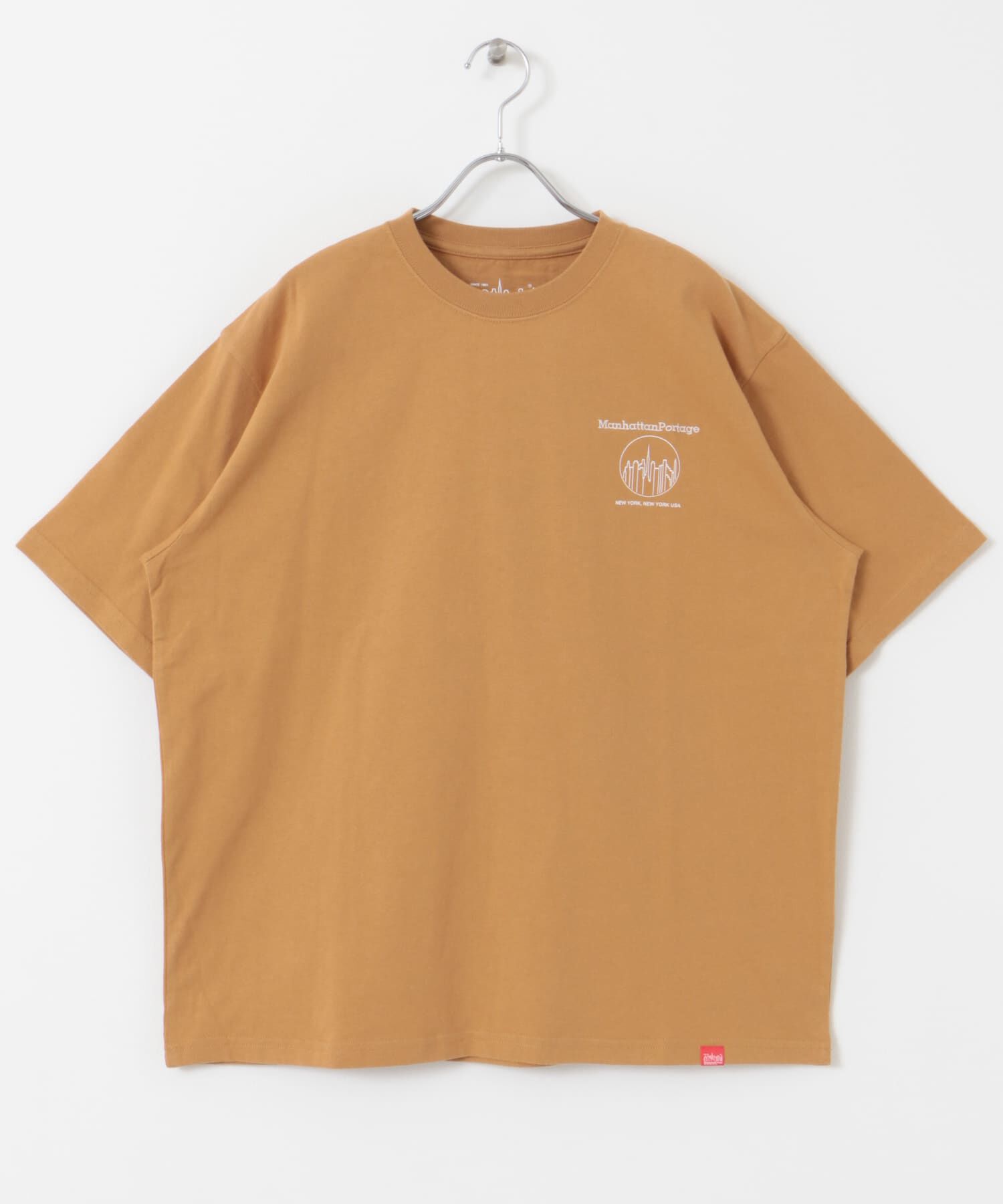 URBAN RESEARCH DOORS「『別注』MANHATTAN PORTAGE&times;DOORS　1ポイントプリントTシャツ」|Tシャツ・カットソー|