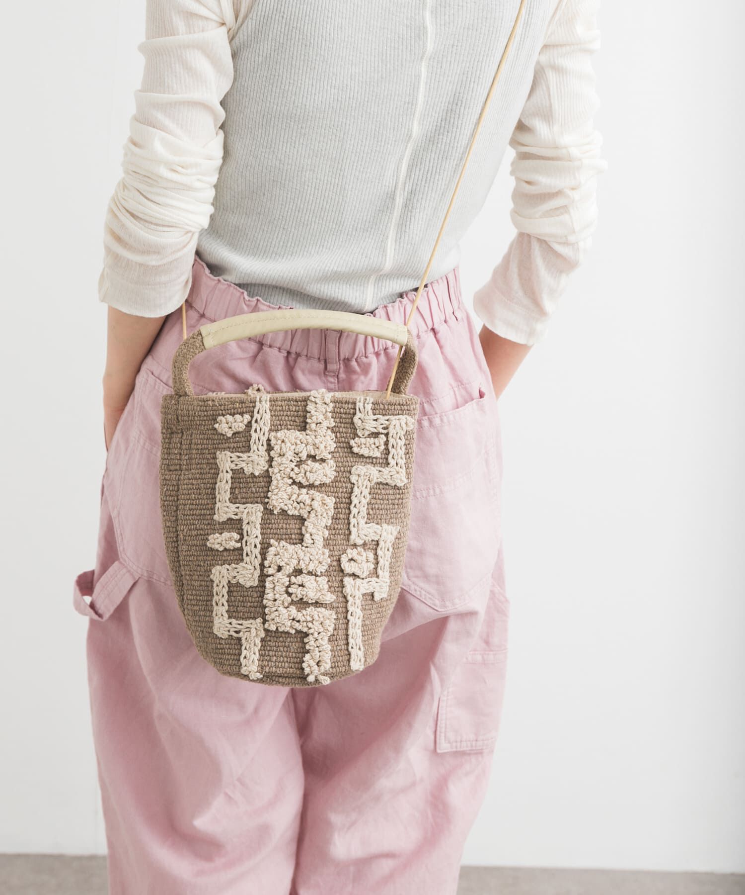 URBAN RESEARCH DOORS「『別注』Beej&times;DOORS　チューブショルダーバッグ」|ショルダー・メッセンジャー|グレー系その他