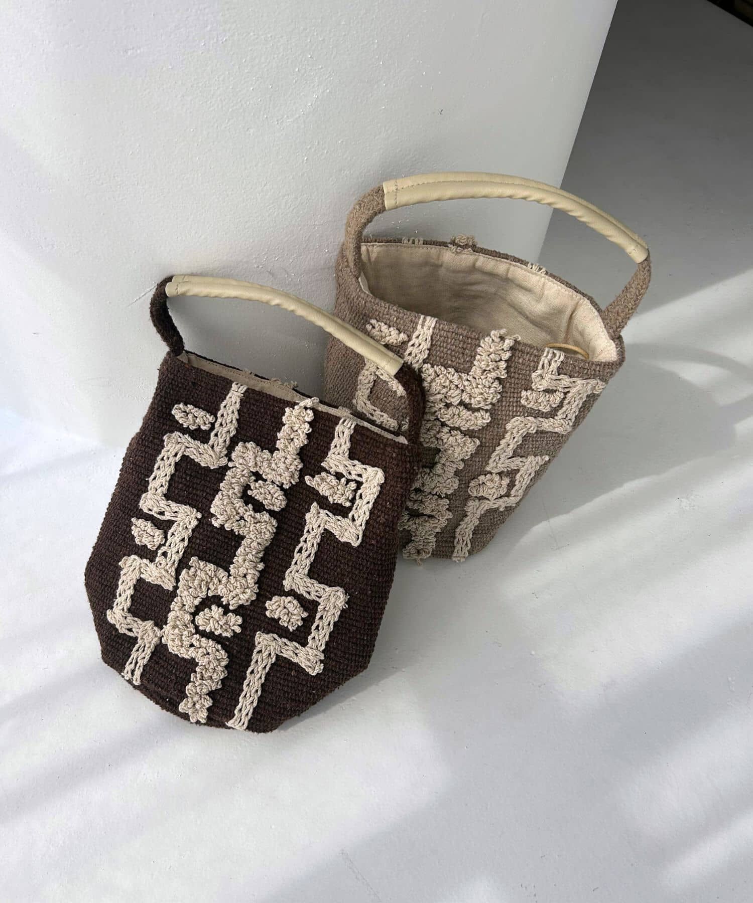 URBAN RESEARCH DOORS「『別注』Beej&times;DOORS　チューブショルダーバッグ」|ショルダー・メッセンジャー|