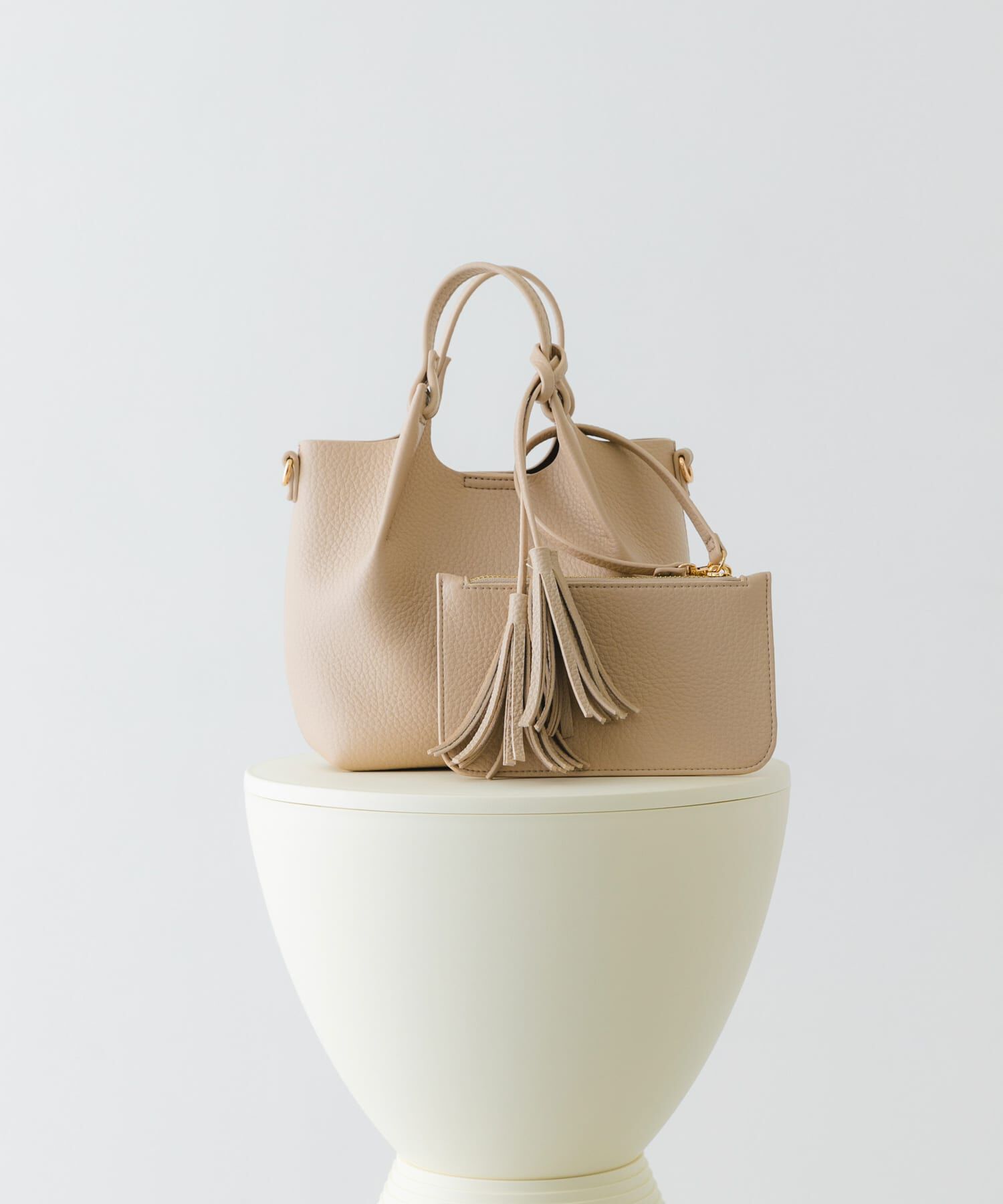 RODE SKO「ポーチ付タックミニショルダーバッグ」|ショルダー・メッセンジャー|アイボリー