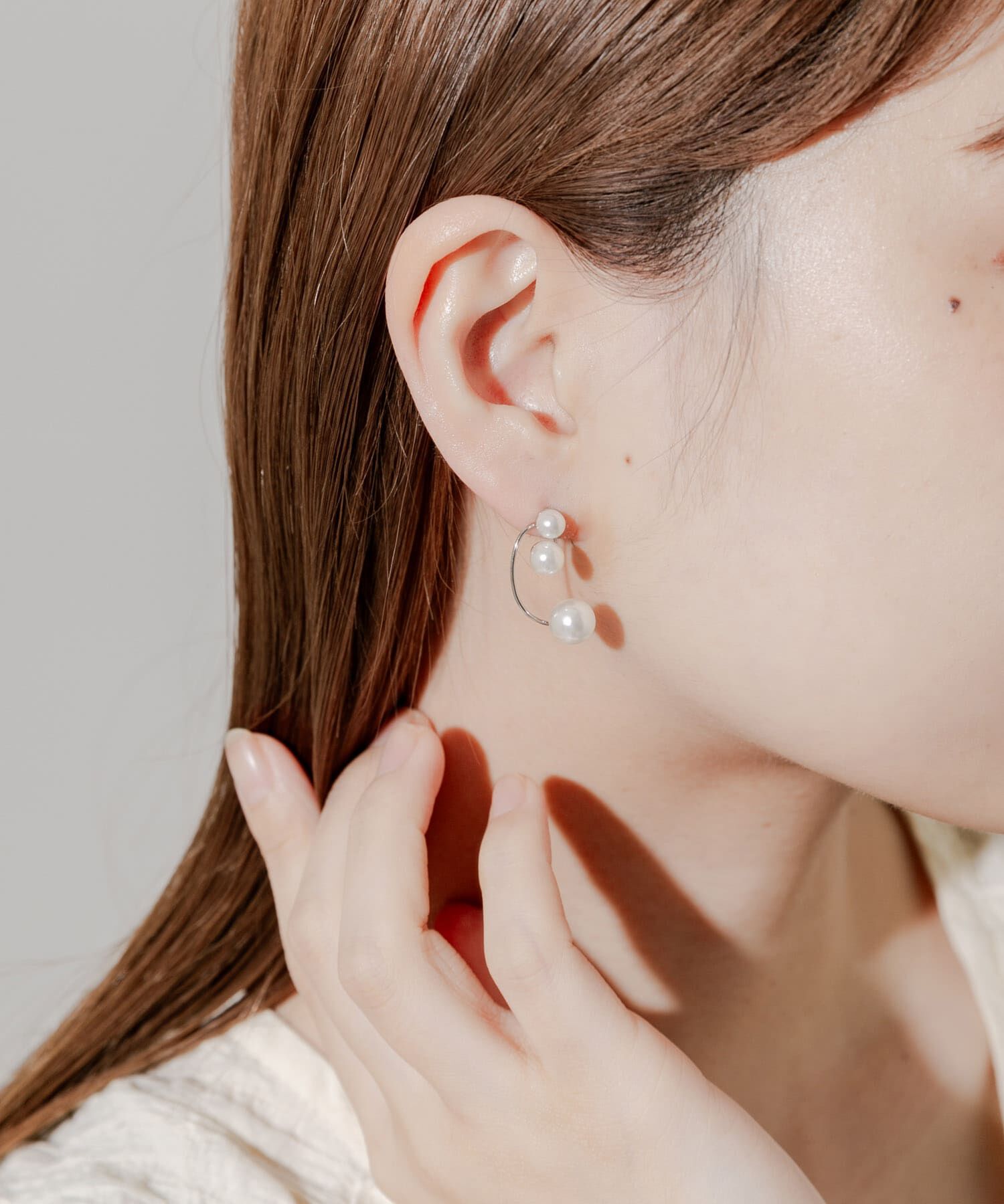 SMELLY「パールカーブラインピアス」|ピアス|
