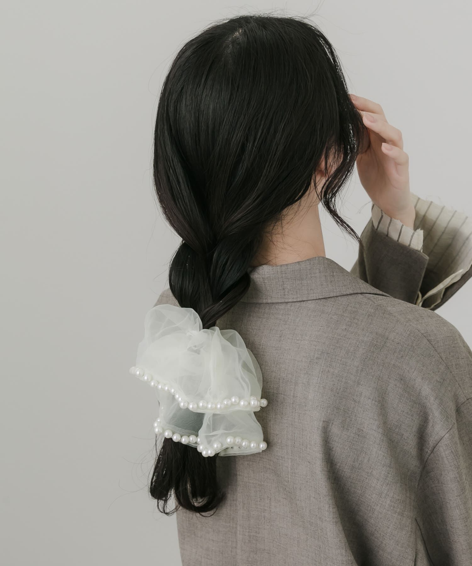 SMELLY「パールシフォンボリュームシュシュ」|ヘアゴム・シュシュ|