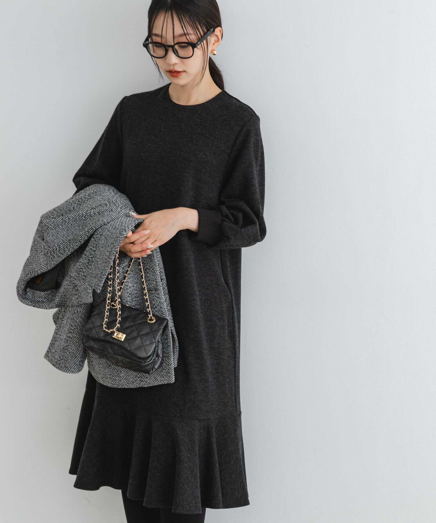 URBAN RESEARCH ROSSO「『40サイズ/高身長向けも展開』F by ROSSO　裾フレアワンピース」|ワンピース|