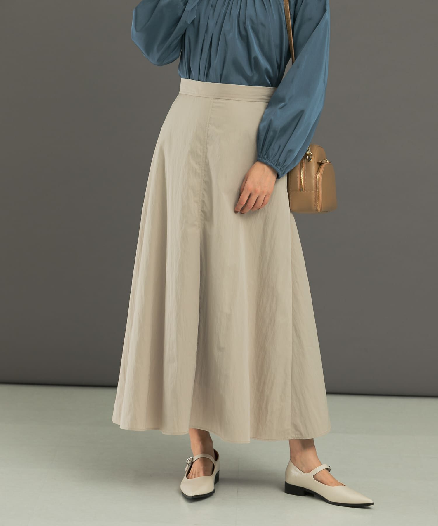 URBAN RESEARCH ROSSO「タフタロングフレアスカート」|スカート|