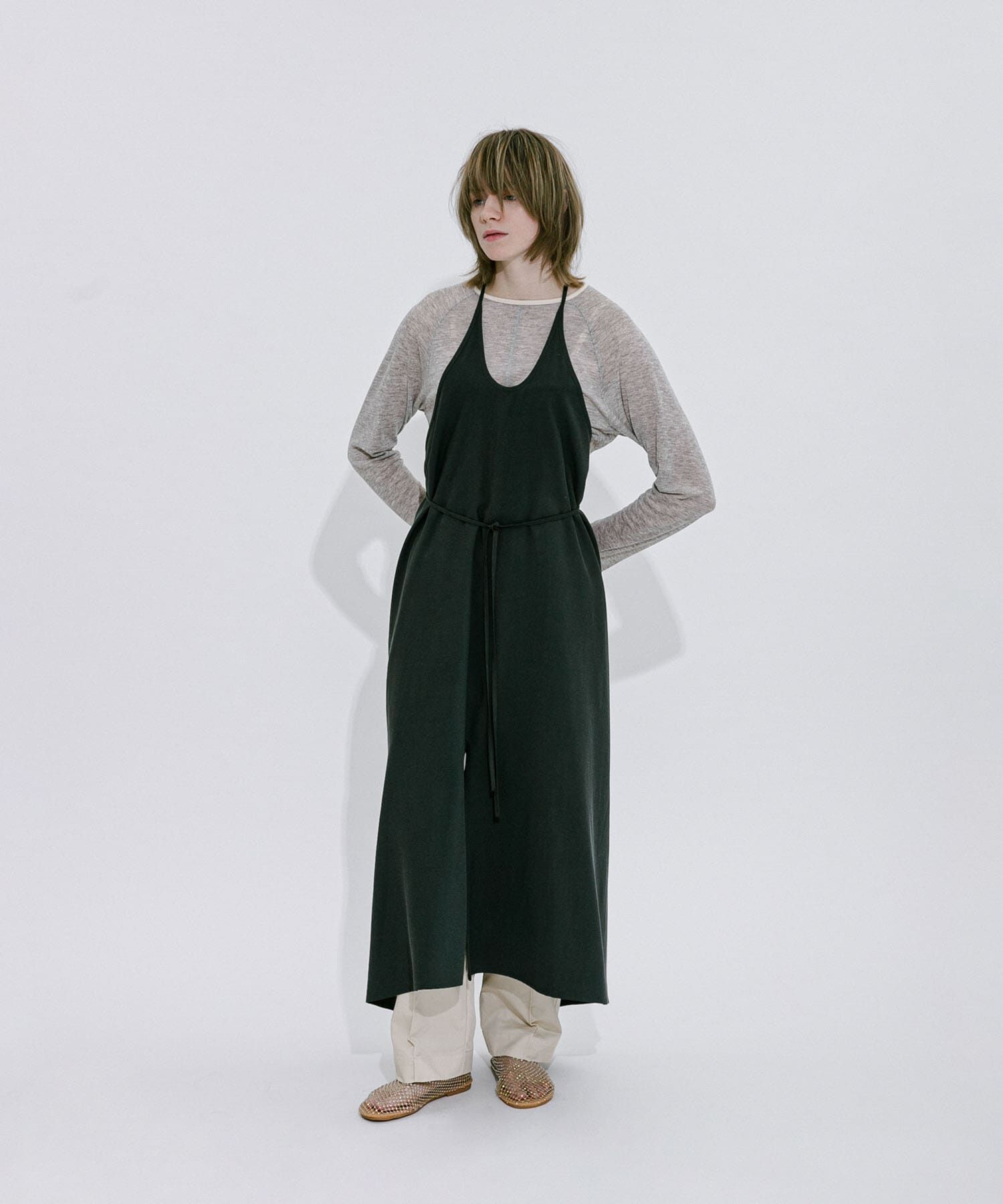LAATO「layered apron onepiece」|ワンピース|ダークグレー