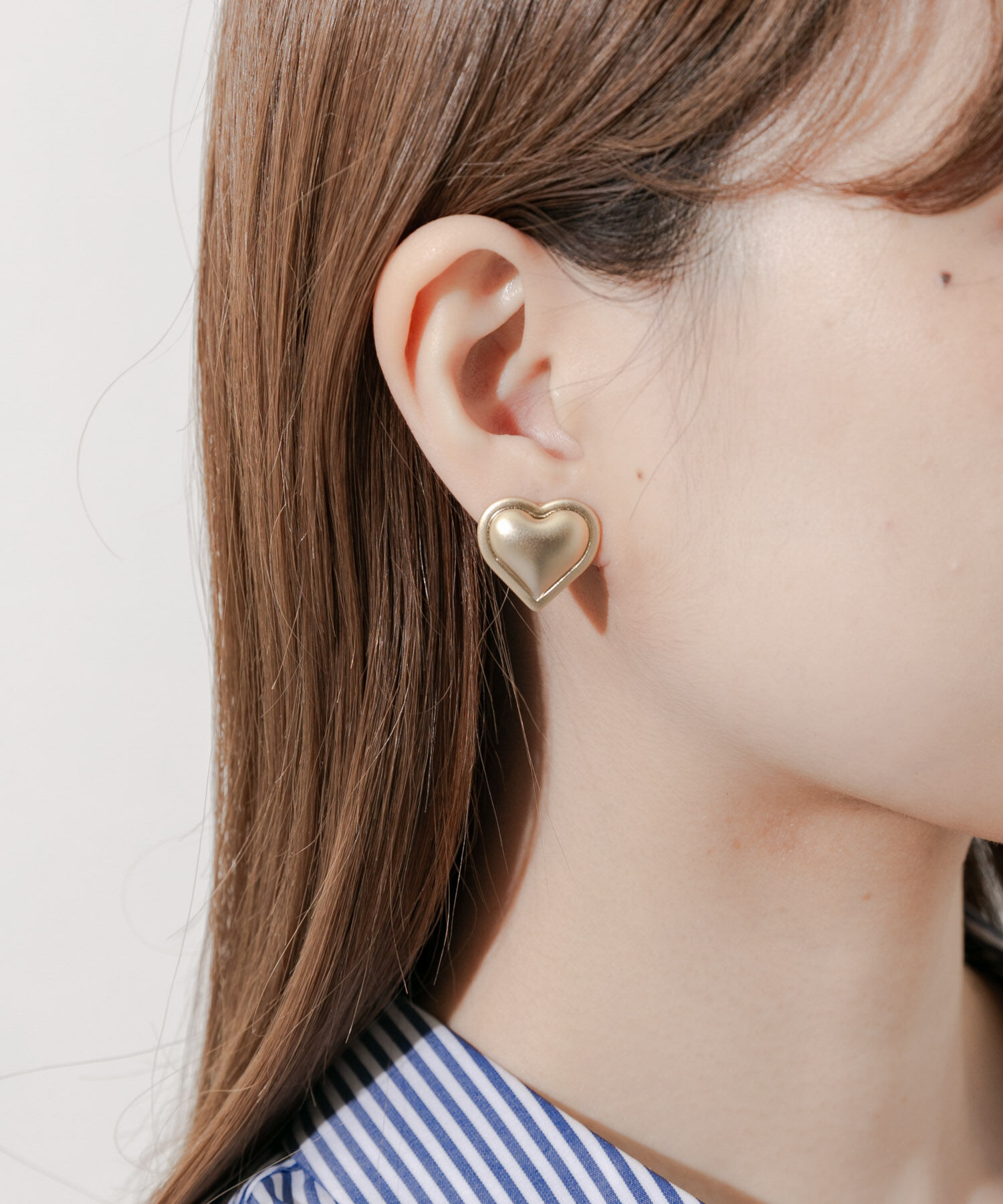 SMELLY「マットハートイヤリング」|イヤリング|