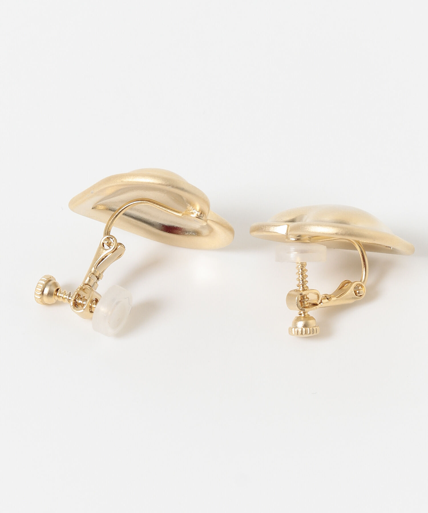 SMELLY「マットハートイヤリング」|イヤリング|