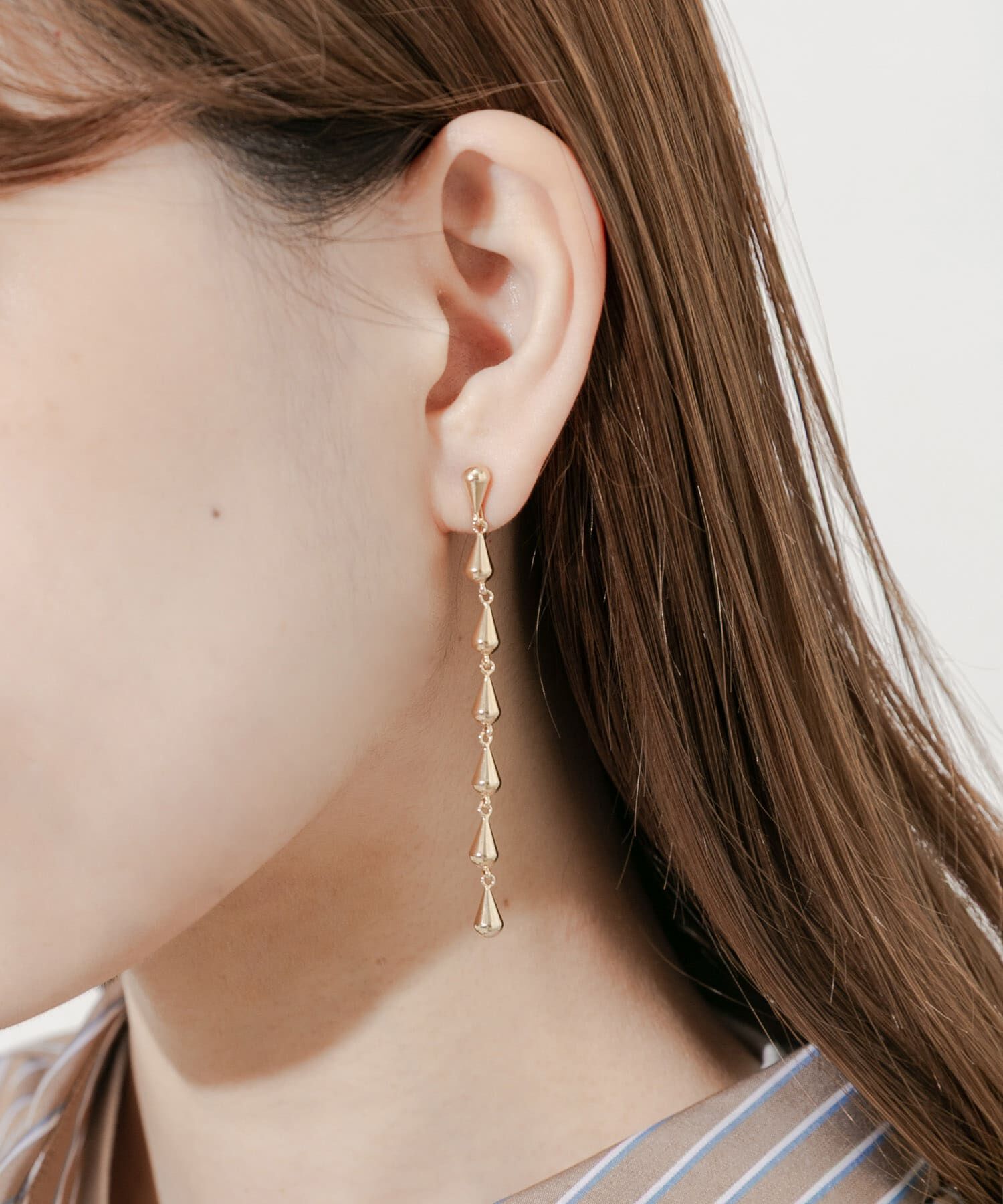 SMELLY「ティアドロップチェーンイヤリング」|イヤリング|