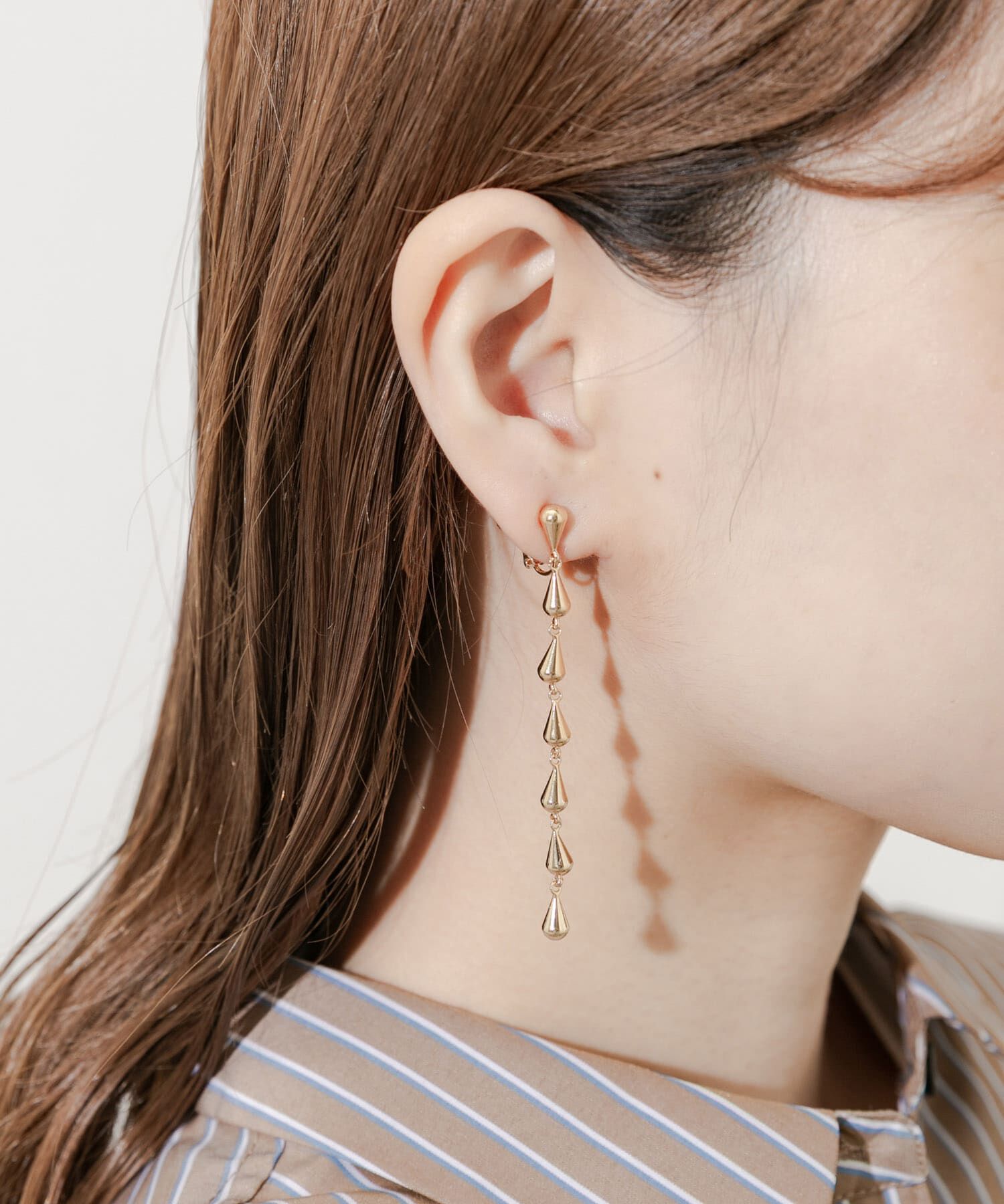 SMELLY「ティアドロップチェーンイヤリング」|イヤリング|