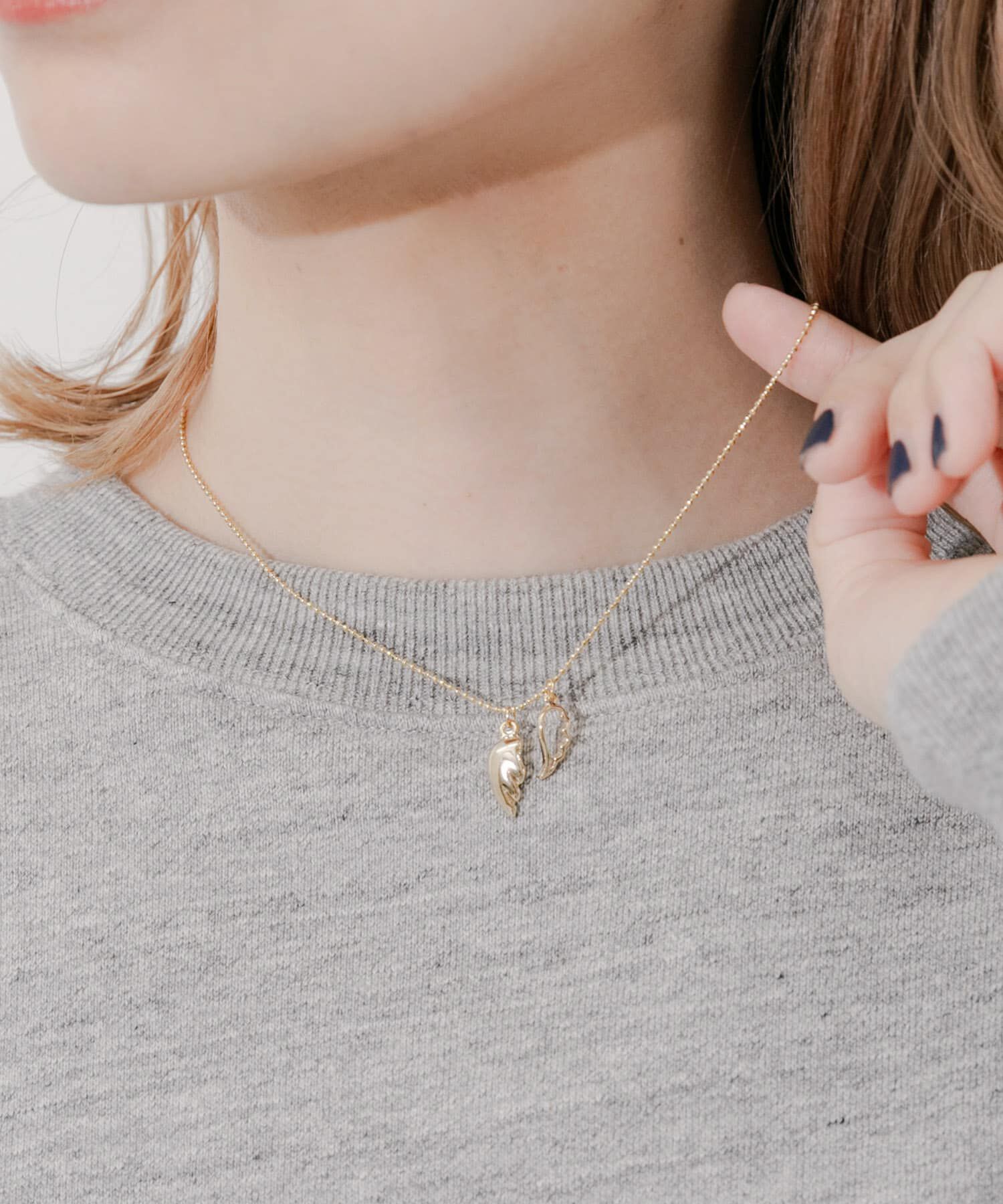 SMELLY「エンジェルフェザートップネックレス」|ネックレス|