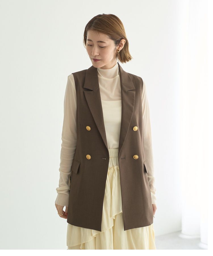 YECCA VECCA「金釦ジレ」|ベスト・ジレ|