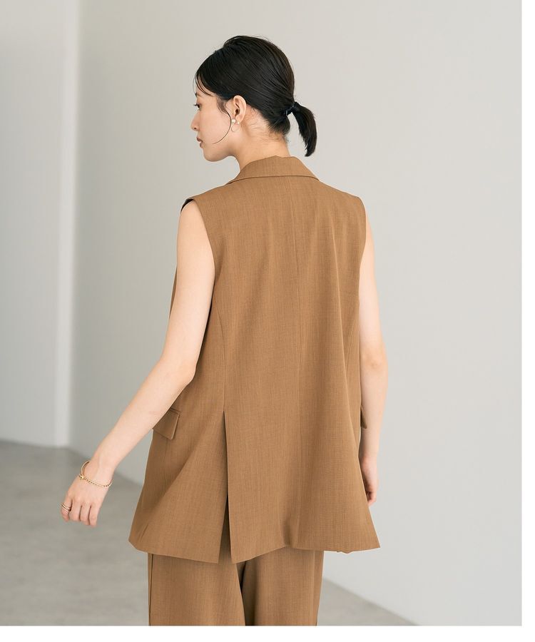 YECCA VECCA「金釦ジレ」|ベスト・ジレ|