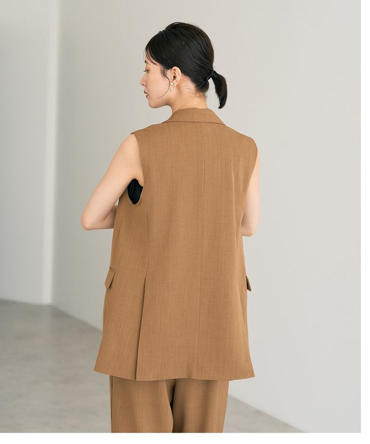 YECCA VECCA「金釦ジレ」|ベスト・ジレ|