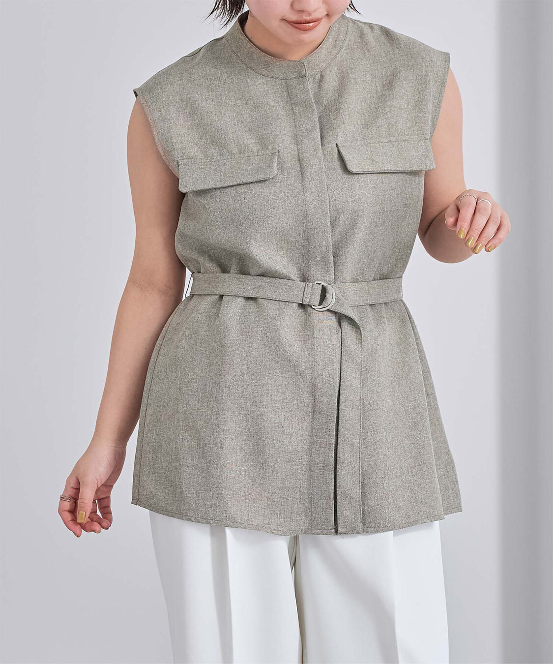 ur's「リネンライクノースリーブトップス」|シャツ・ブラウス|サンドベージュ