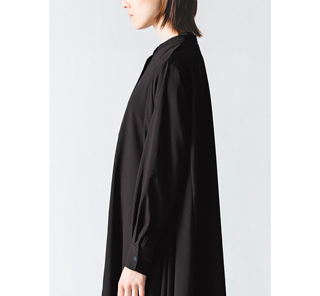 mizuiro ind「mizuiro ind T／Rスタンドカラーフレアシャツワンピース」|ワンピース|