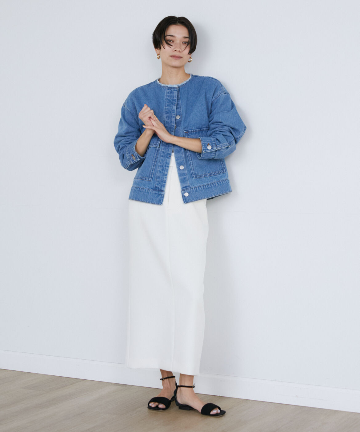 INED「《大きいサイズ》ノーカラーデニムジャケット」|デニムジャケット|