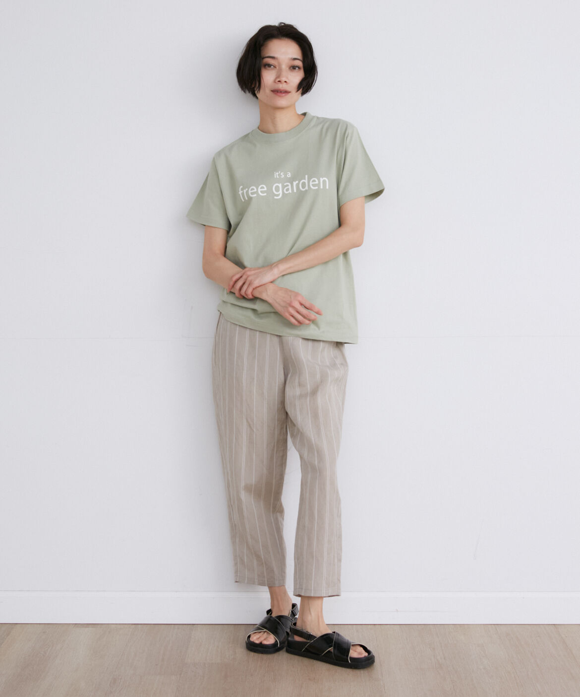 I.T.'S international「It's a free garden ロゴプリントTシャツ」|Tシャツ・カットソー|