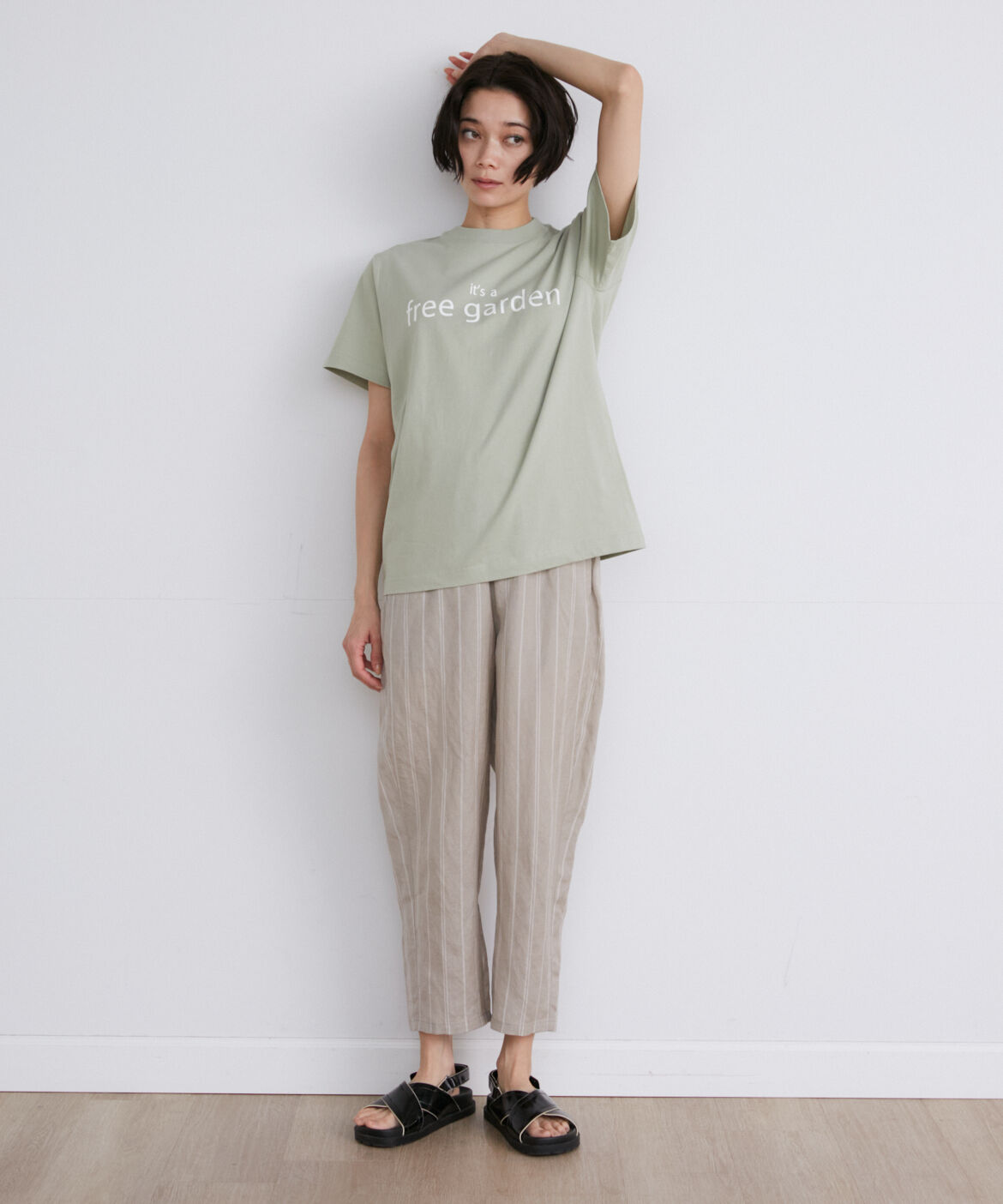 I.T.'S international「It's a free garden ロゴプリントTシャツ」|Tシャツ・カットソー|