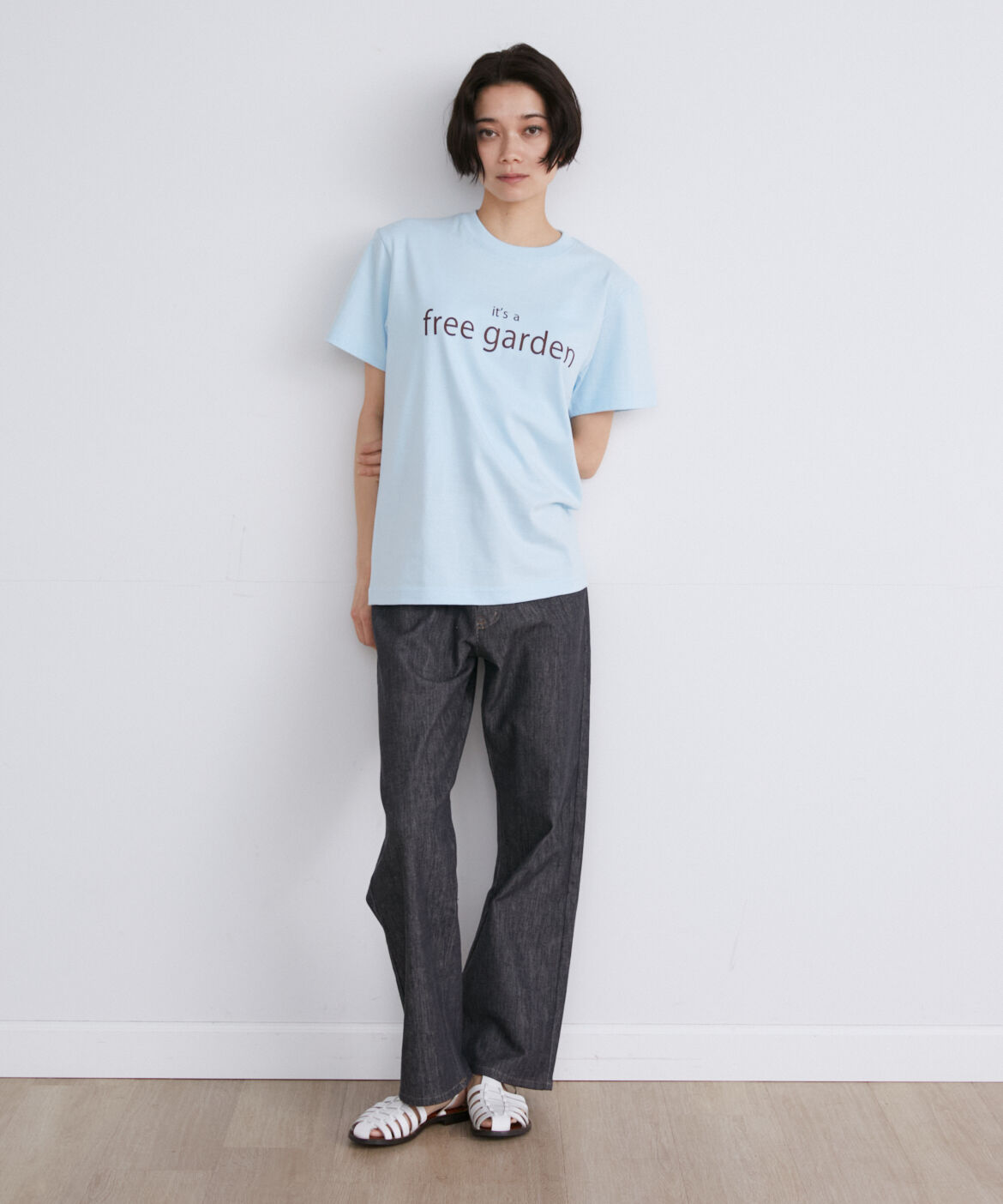 I.T.'S international「It's a free garden ロゴプリントTシャツ」|Tシャツ・カットソー|