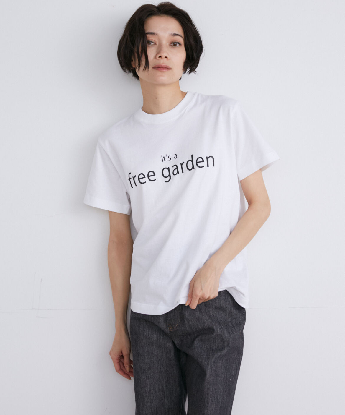 I.T.'S international「It's a free garden ロゴプリントTシャツ」|Tシャツ・カットソー|