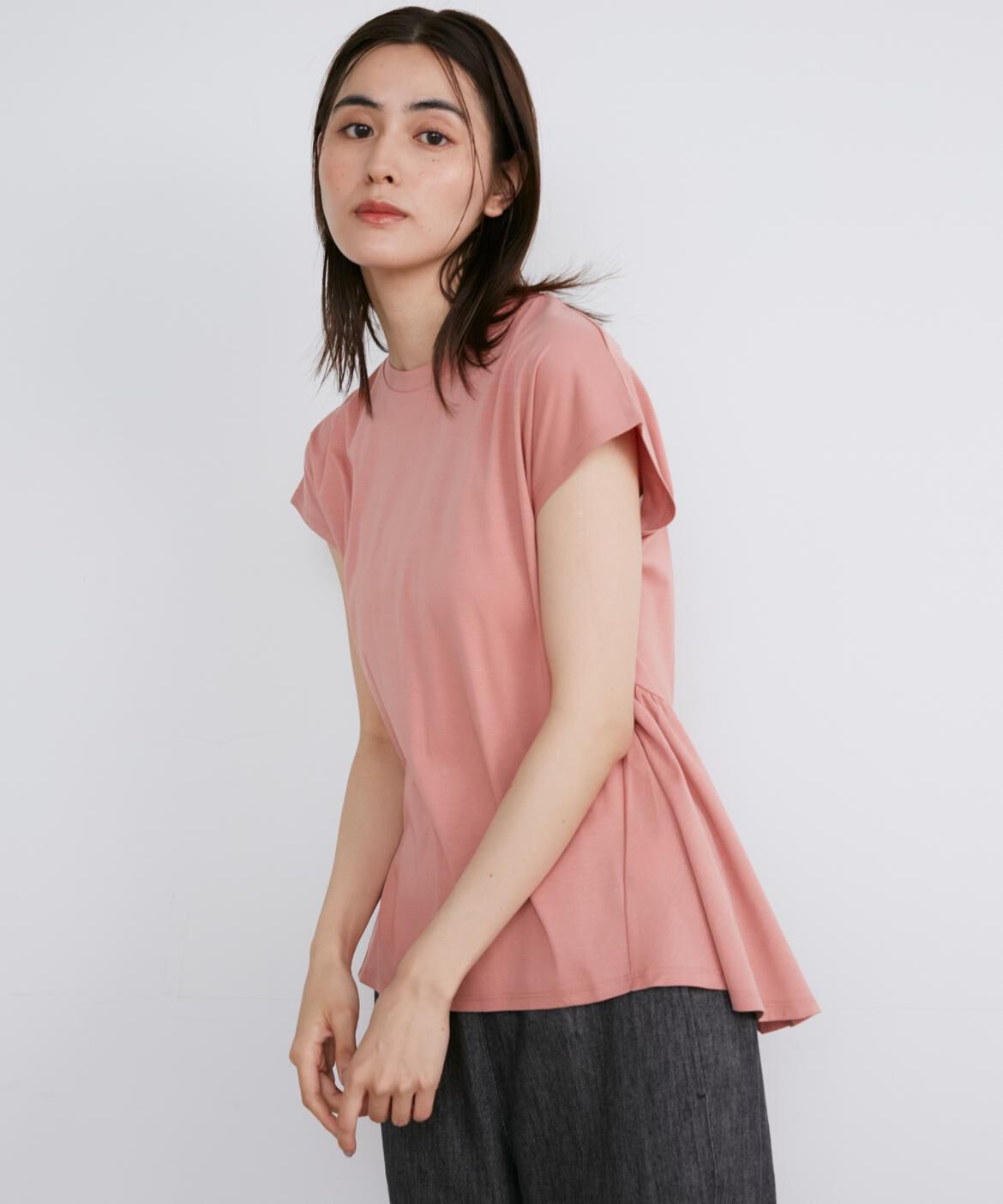 I.T.'S international「バックペプラムカットソー」|Tシャツ・カットソー|