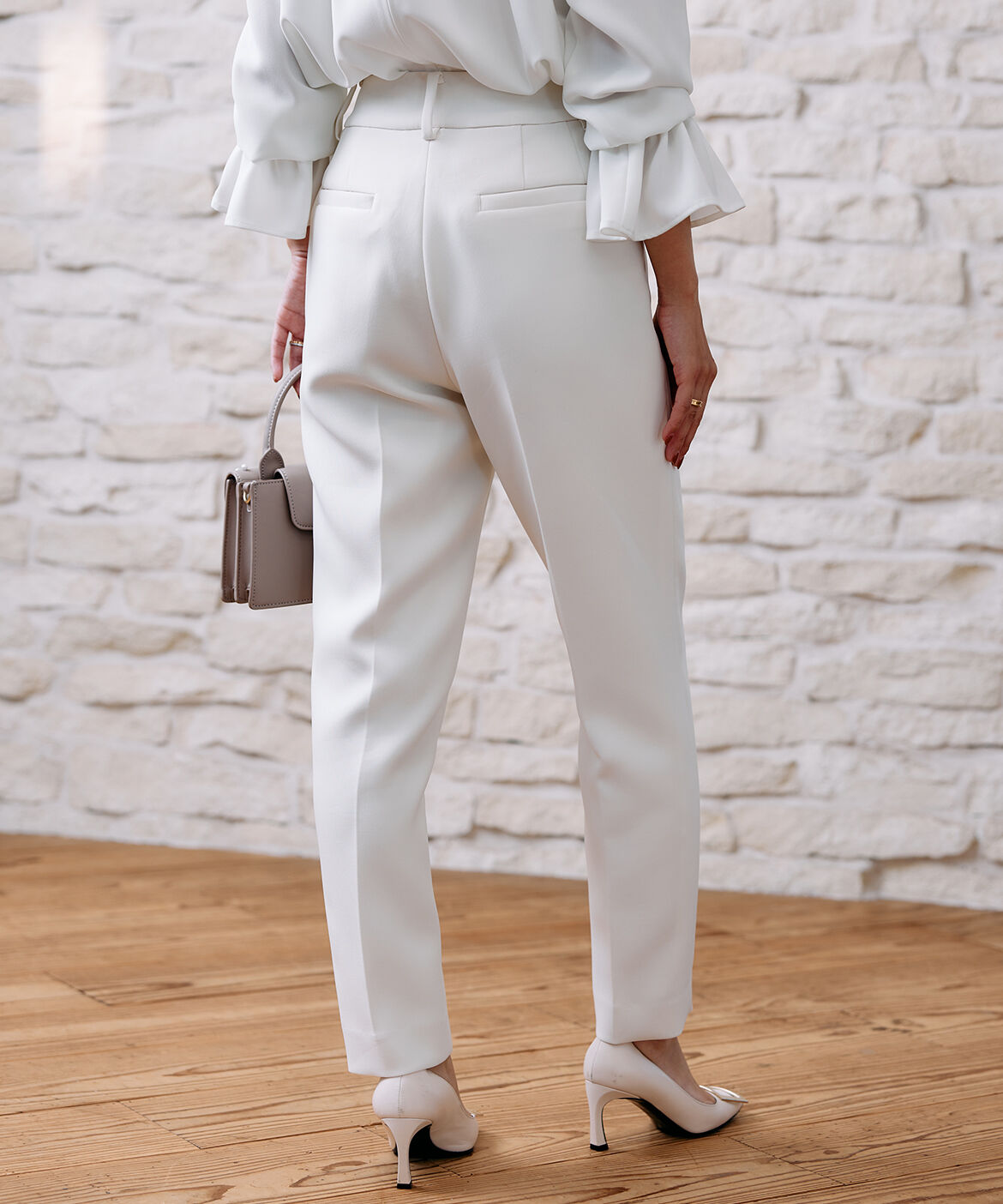 Maglie le cassetto「《M Maglie le cassetto&times;吉田理紗》美脚ストレートパンツ」|スラックス|