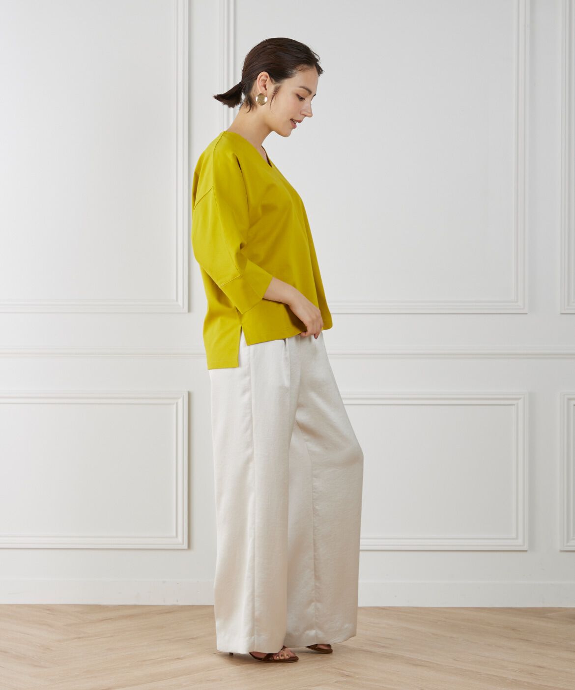 INED「《WEB限定》Vネックドルマンカットソー」|Tシャツ・カットソー|