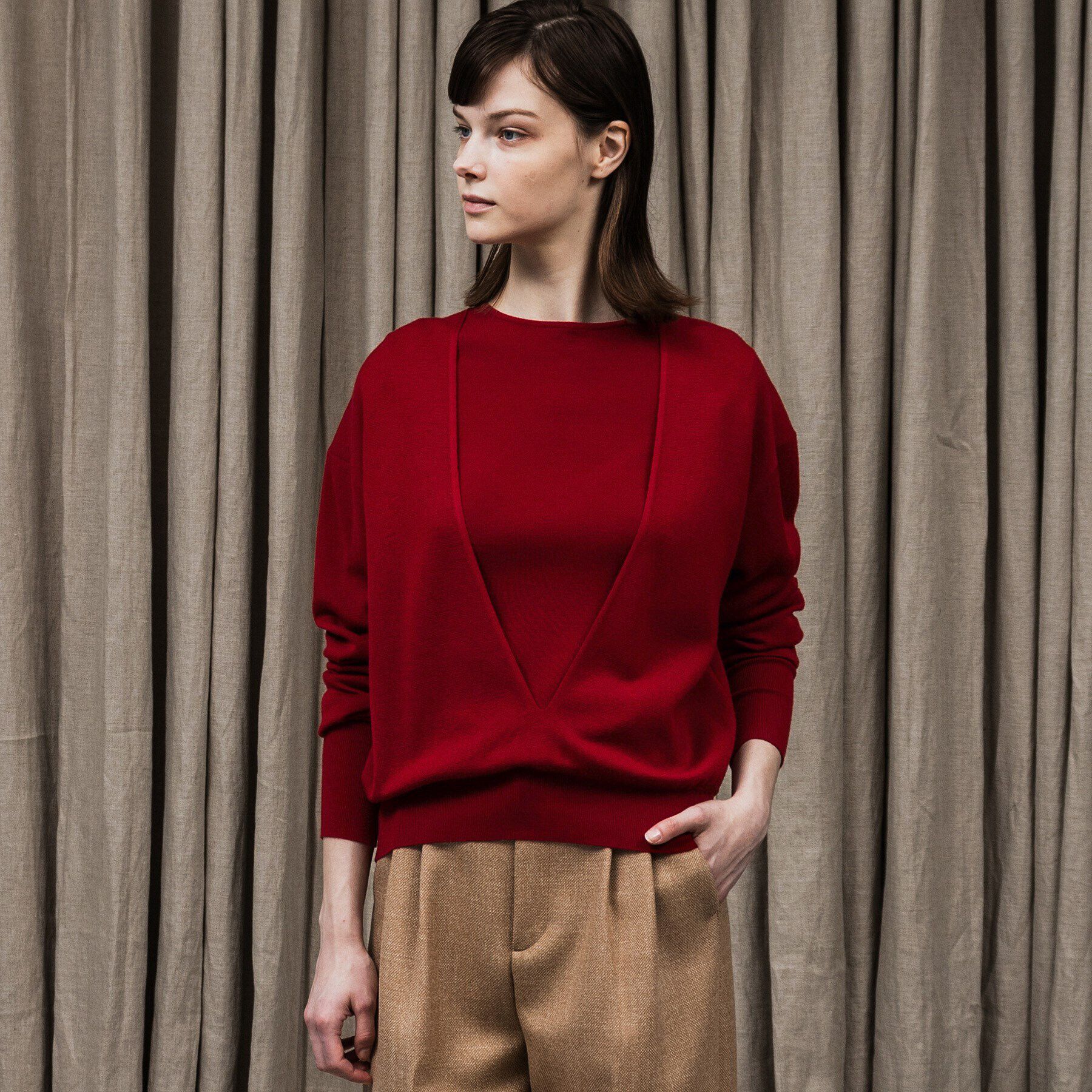 UNTITLED「ミレニアムウールVネックニット」|ニット・セーター|ワインレッド(063