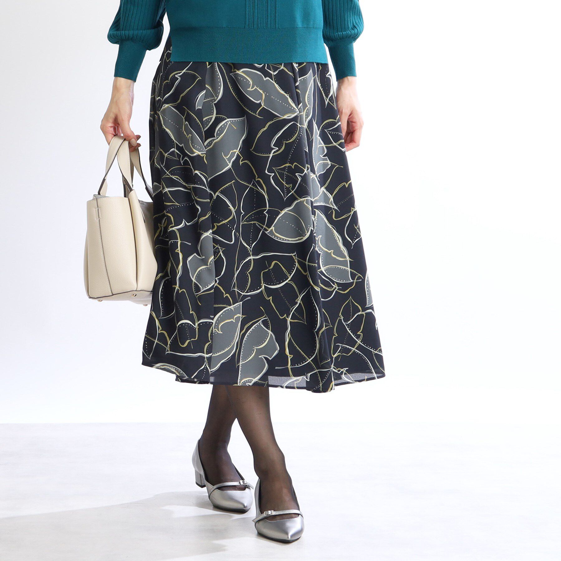 Reflect「【着映えスカート/WEB限定カラーあり／洗える】リーフプリントスカート」|スカート|