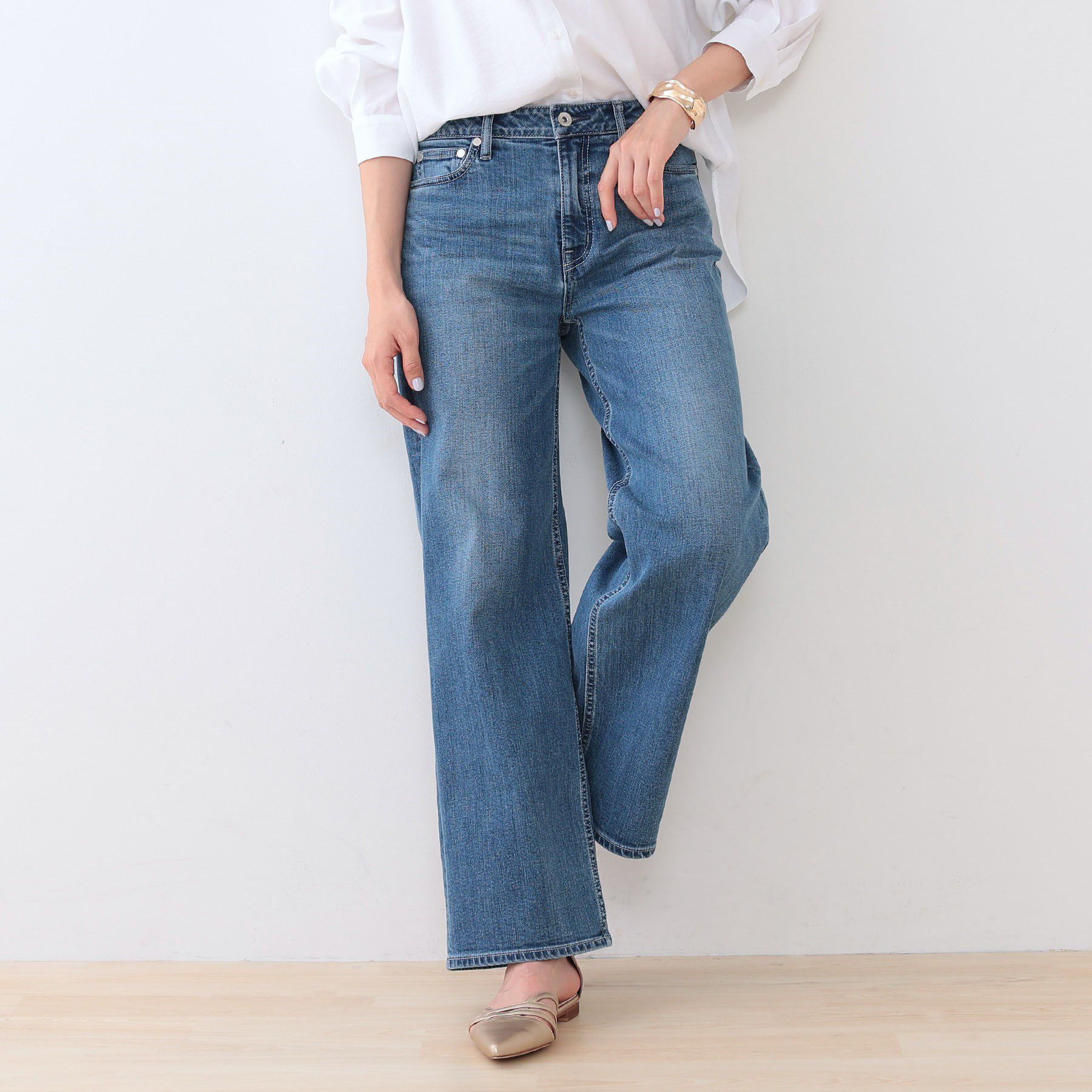 INDIVI「【通年活躍！褒められデニム】ワイドストレート デニムパンツ」|デニム|