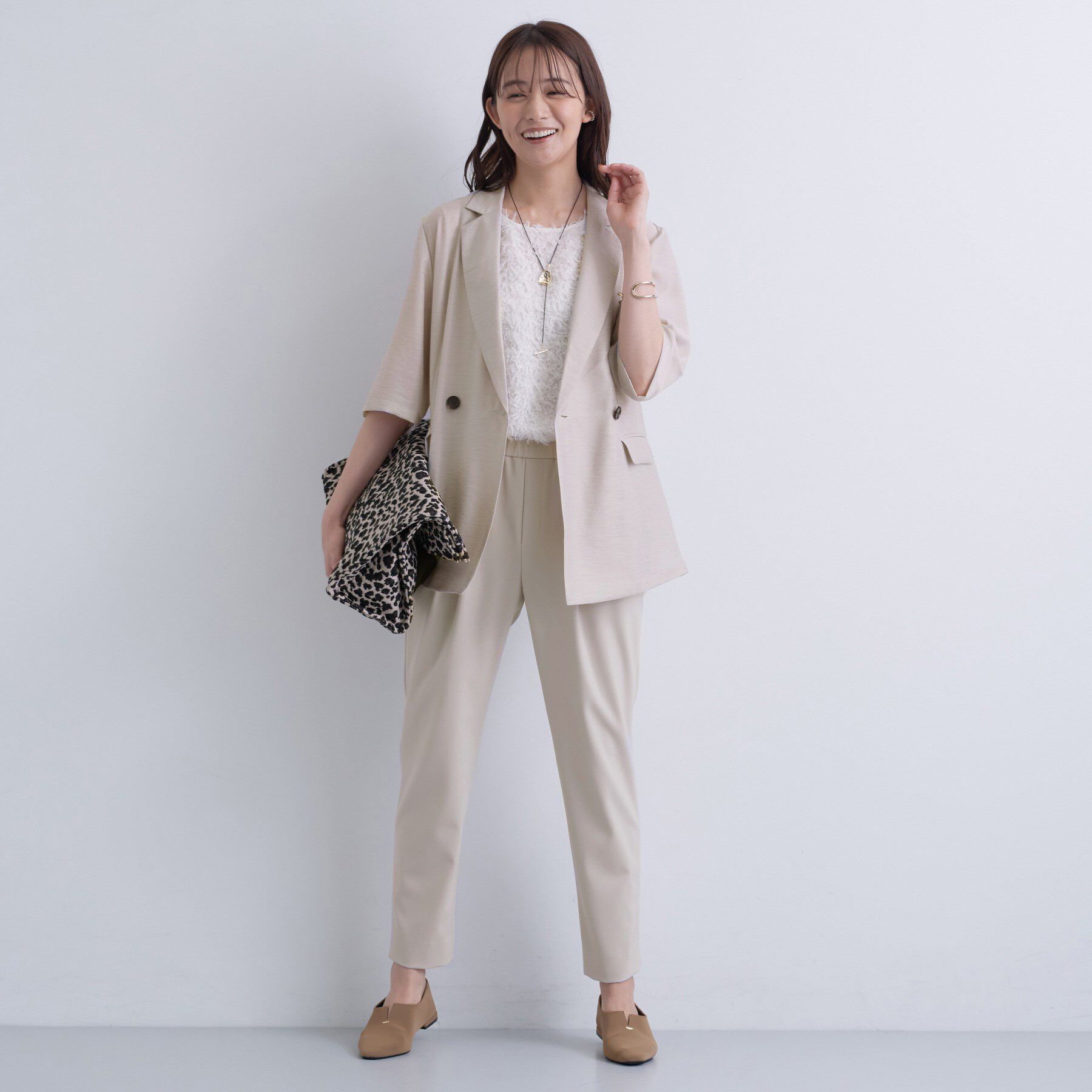 INDIVI「ライトダブルジャケット」|テーラードジャケット|