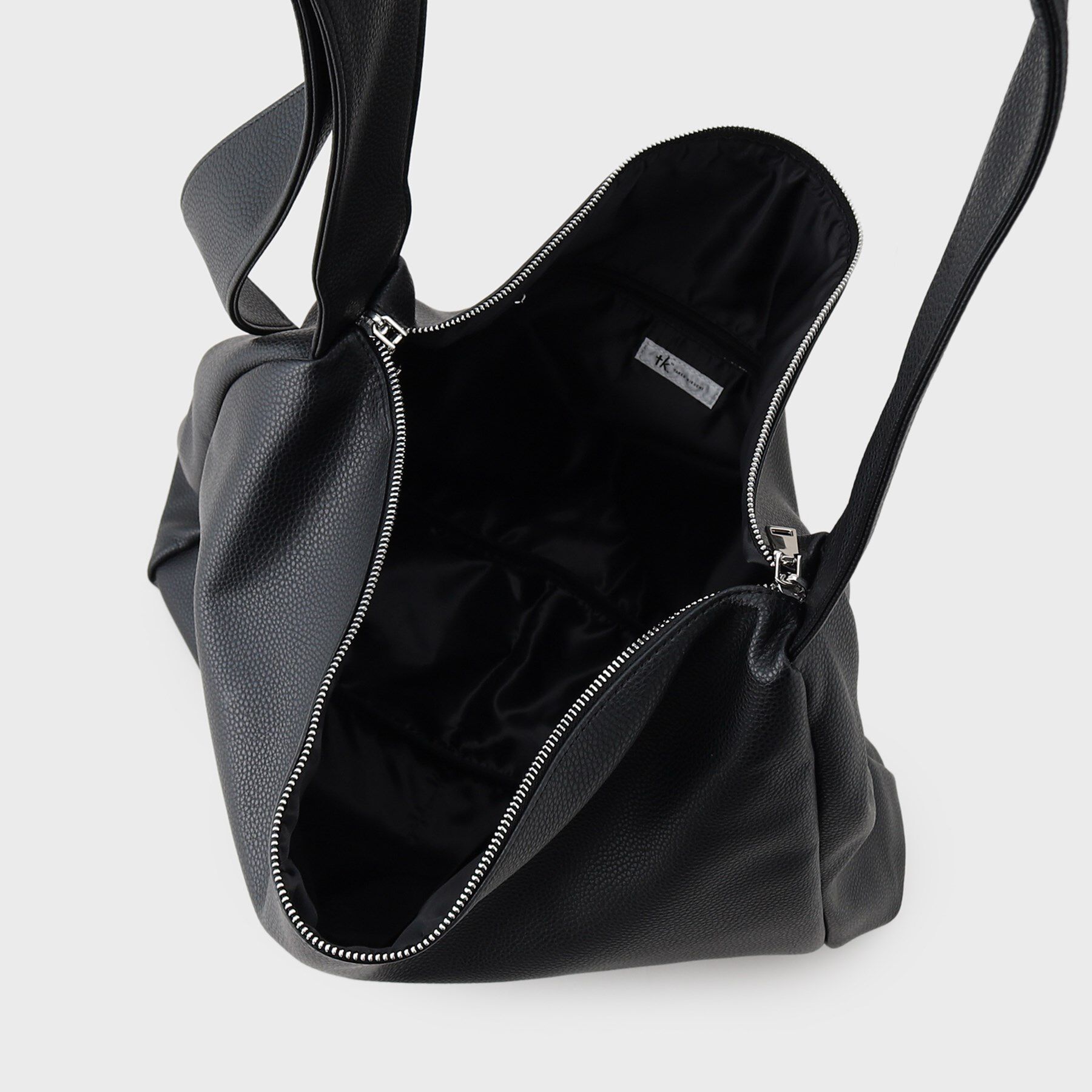 tk.TAKEO KIKUCHI「ビッグショルダーバッグ」|ショルダー・メッセンジャー|