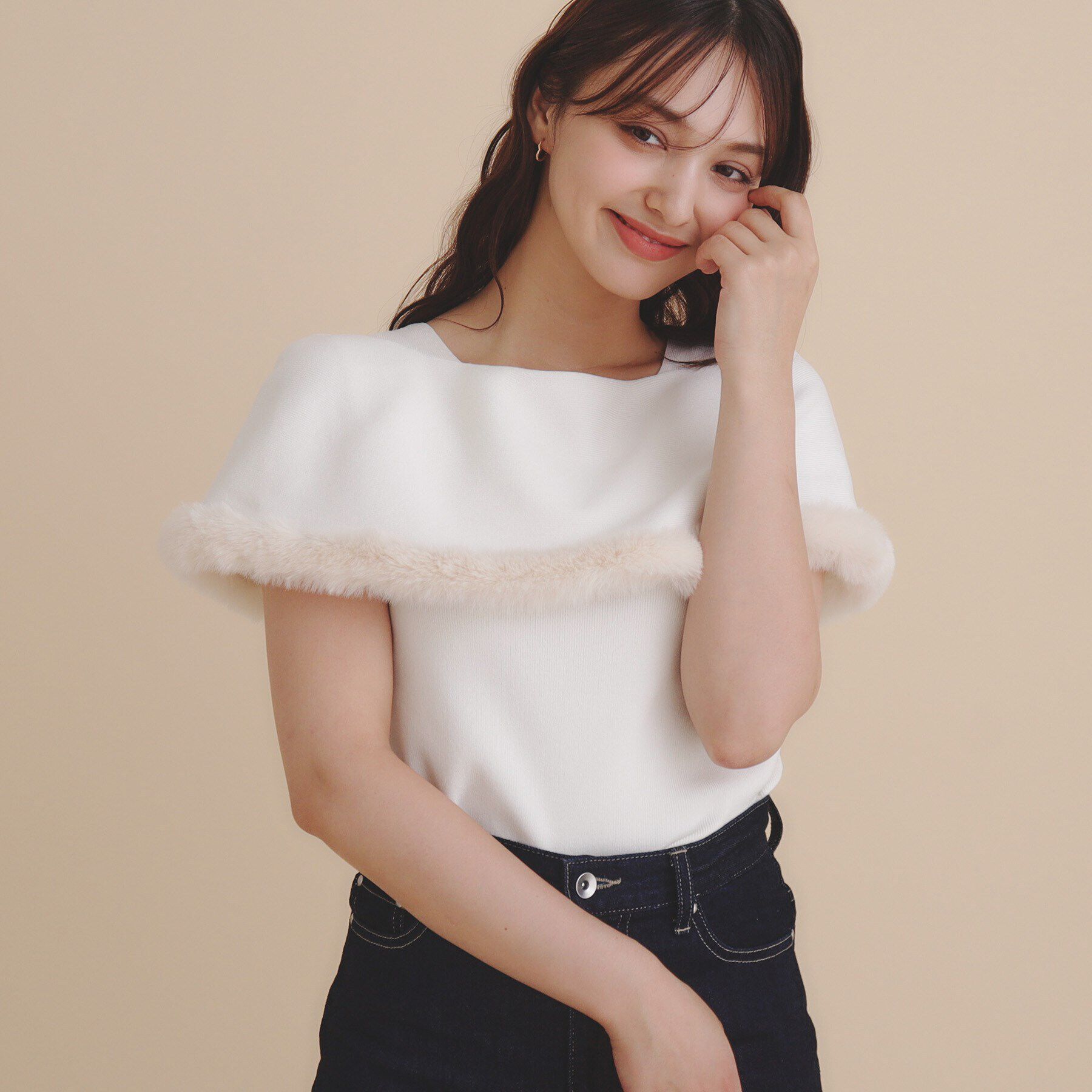 index「《美人百花掲載》ファートリミングケープニット【洗濯機洗い可】」|ニット・セーター|