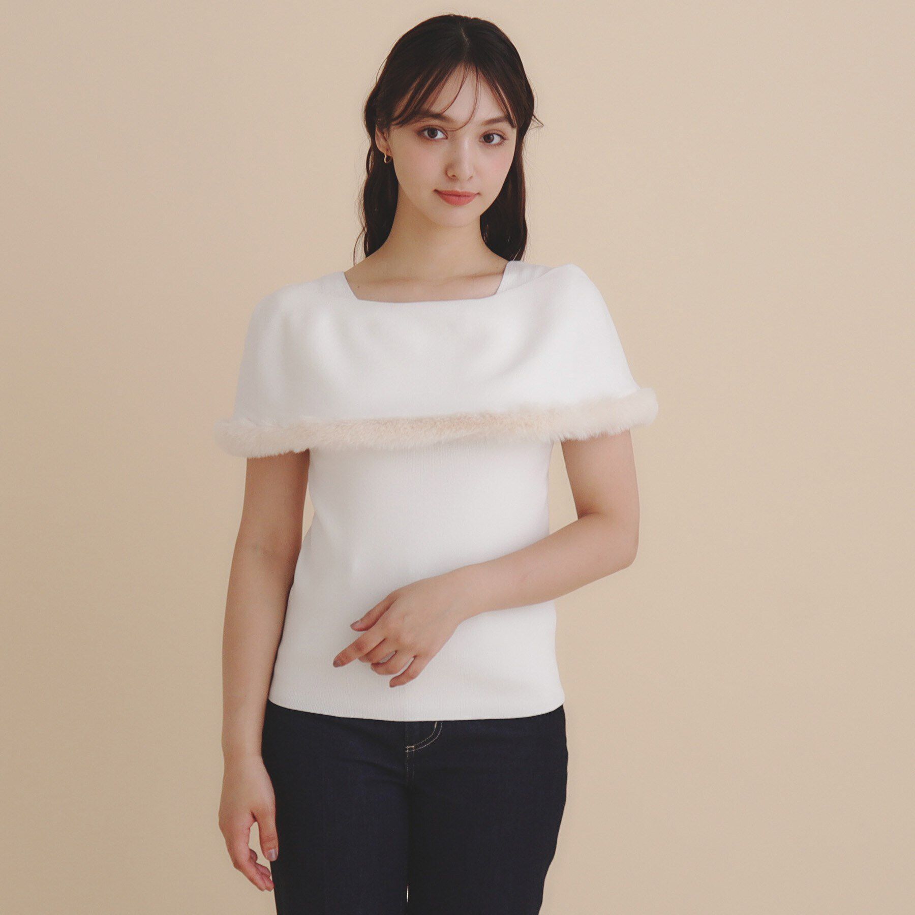 index「《美人百花掲載》ファートリミングケープニット【洗濯機洗い可】」|ニット・セーター|