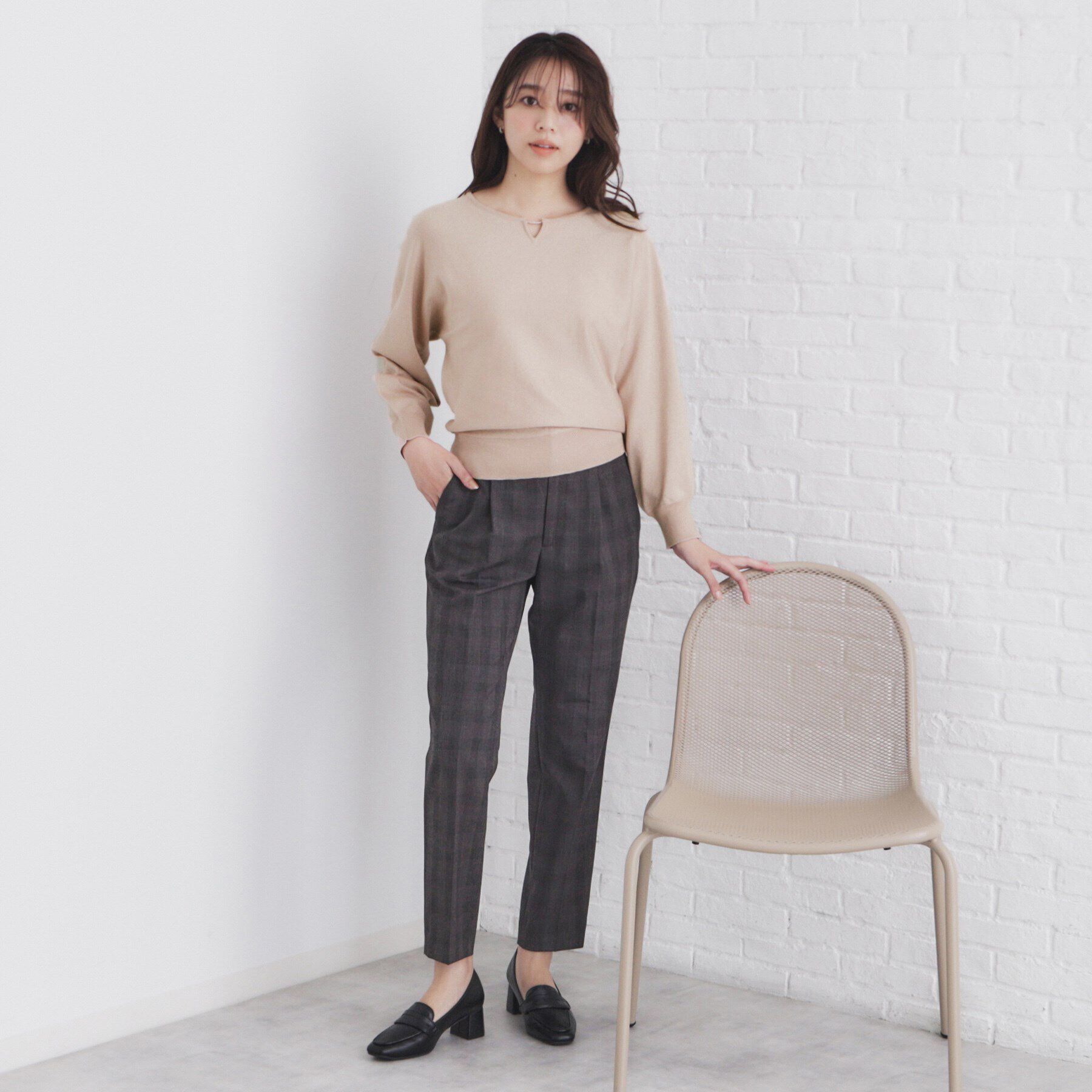 index「《5color/XS-LL》キーネックビジュードルマンニット【洗濯機洗い可】」|ニット・セーター|