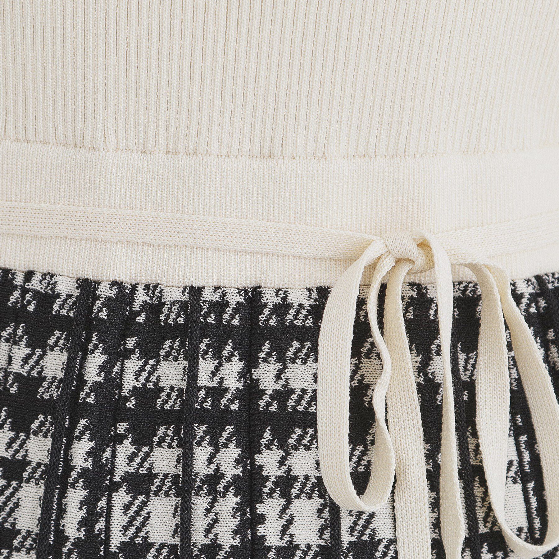 index「チェックプリーツ風ニットワンピース【洗濯機洗い可/抗ピル】」|ワンピース|