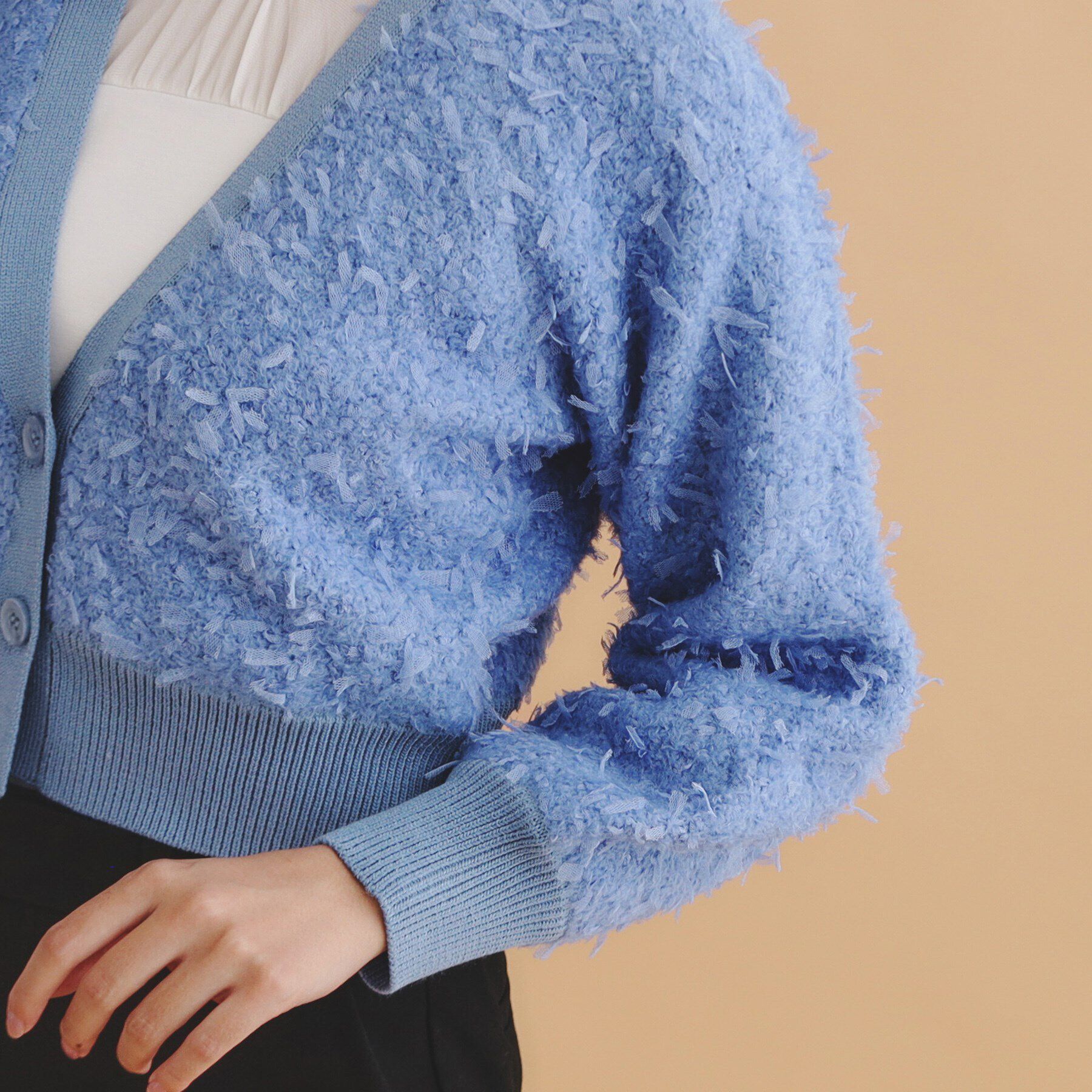 index「チュールフラッグVネックカーディガン【洗濯機洗い可】」|カーディガン|