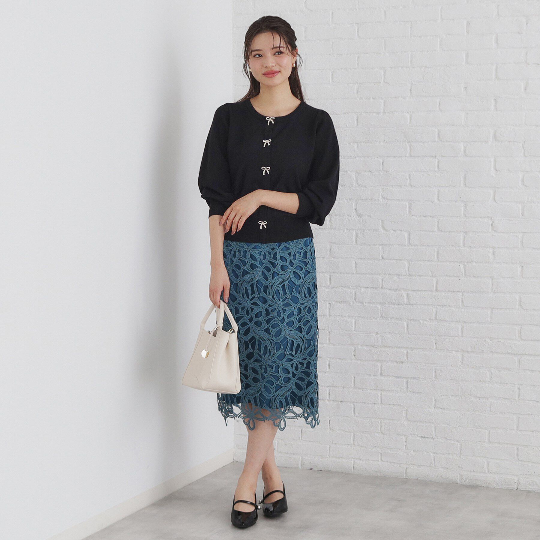 index「リボンパール調ビジューカーディガン【洗える】」|カーディガン|