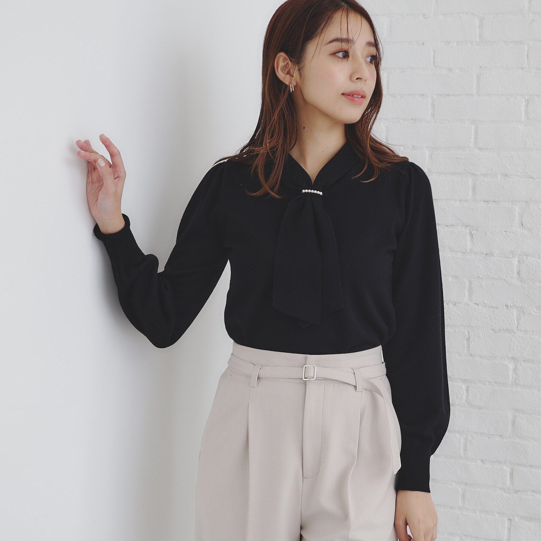 index「《8color/XS-LLsize》パール調パーツ付き ボウタイニット【洗濯機可】」|ニット・セーター|ブラック(819)