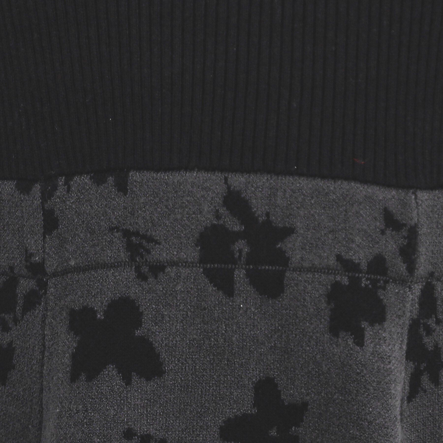 index「フラワージャカードフレアニットワンピース【洗濯機洗い可】」|ワンピース|